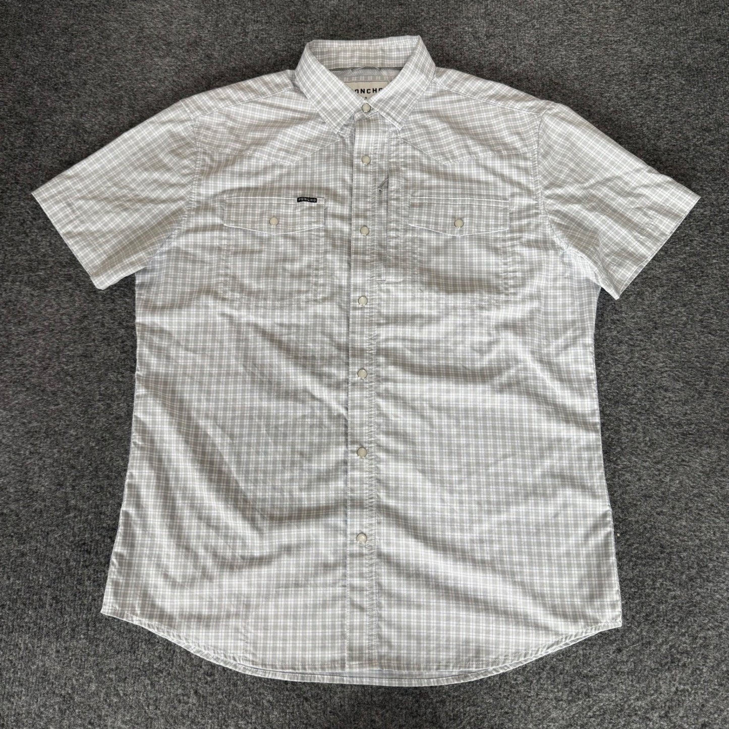 Poncho Outdoors Mens Slim Fit Short Sleeve Pearl Snap Plaid Fishing Shirt Grey M