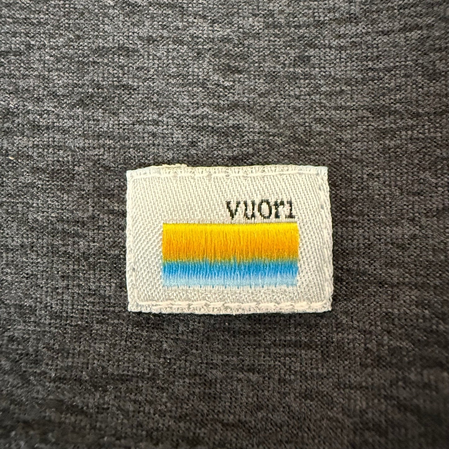 Vuori Polo Shirt Mens Small Gray Short Sleeve Athletic Golf Casual Stretch Top