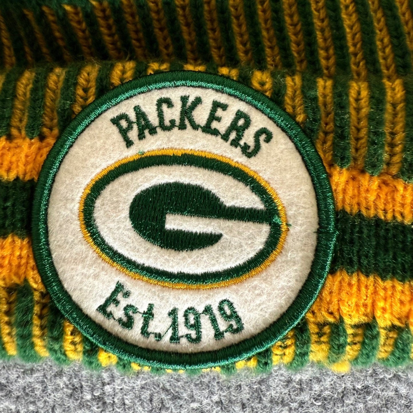 Green Bay Packers New Era NFL Knit Beanie Hat Pom Winter Cap OSFM Football
