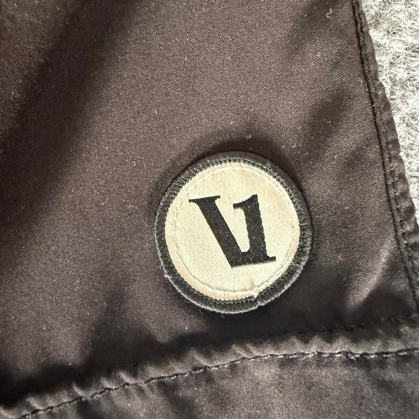 Vuori Kore Shorts Mens Medium Size 30 Black Lined Athletic Gym Training Workout