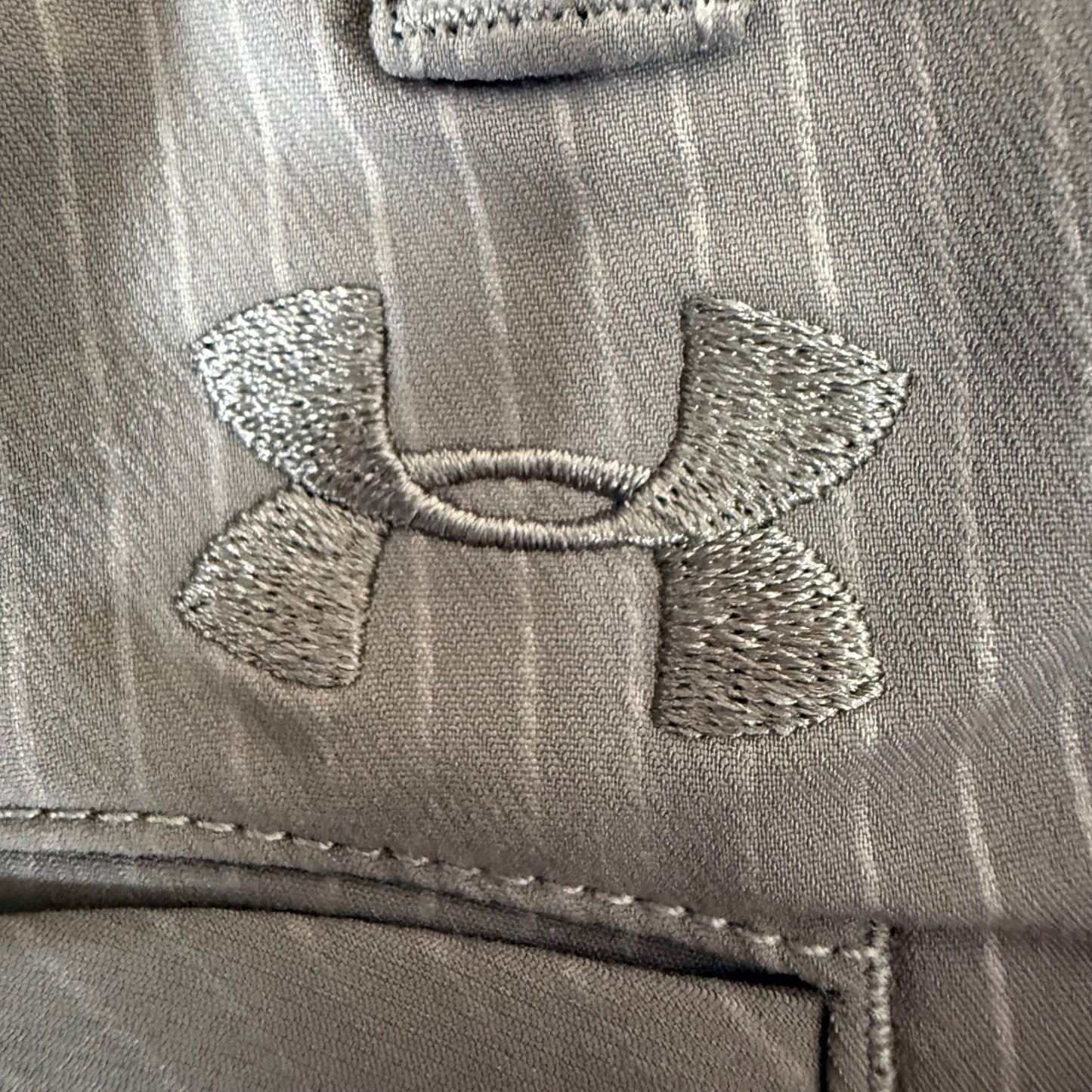 Under Armour Mens Golf Pants Gray Pinstripe Match Play 36x34 Straight Leg Chino