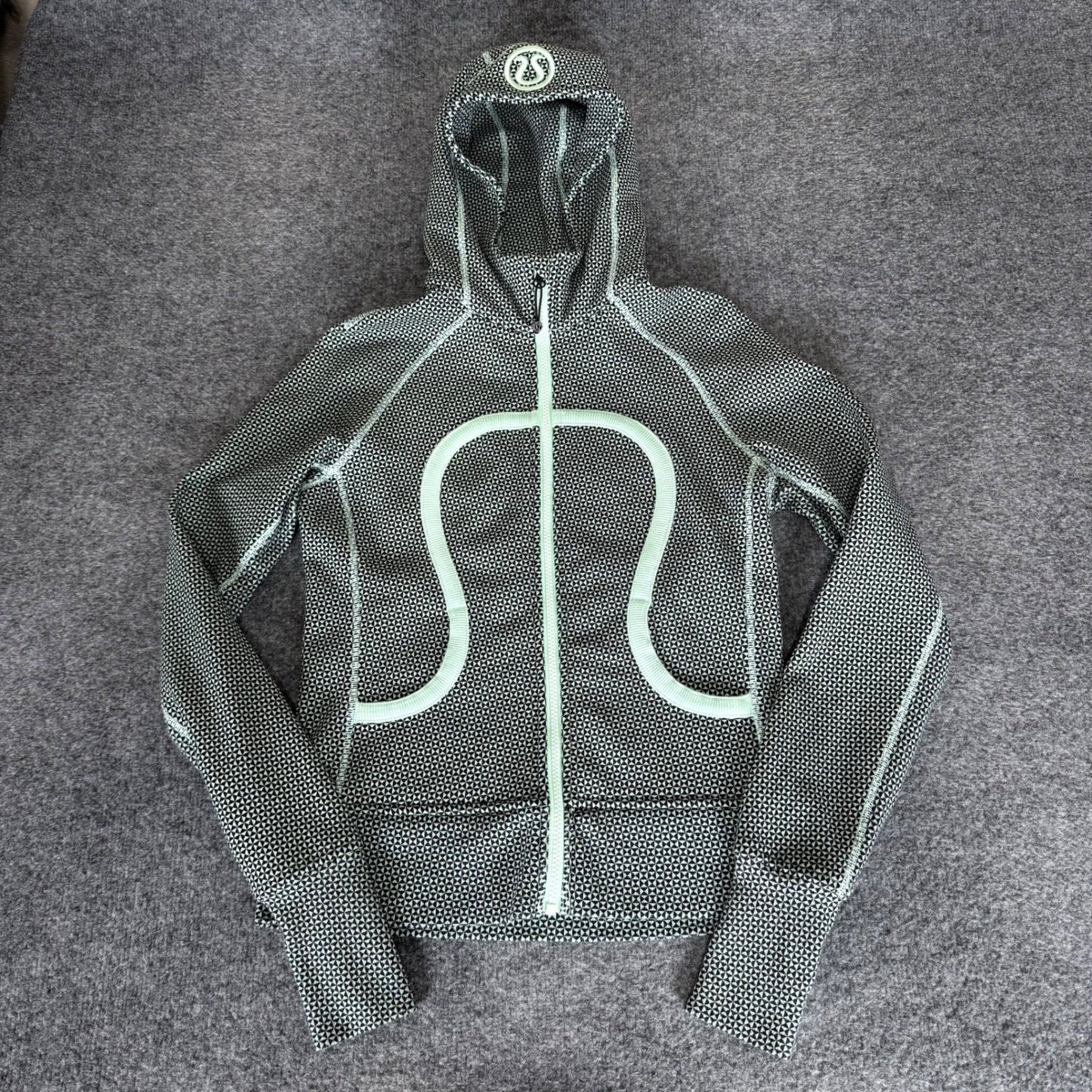 Lululemon Scuba Hoodie Womens Size 8 Mint Green Geometric Full Zip Sweatshirt