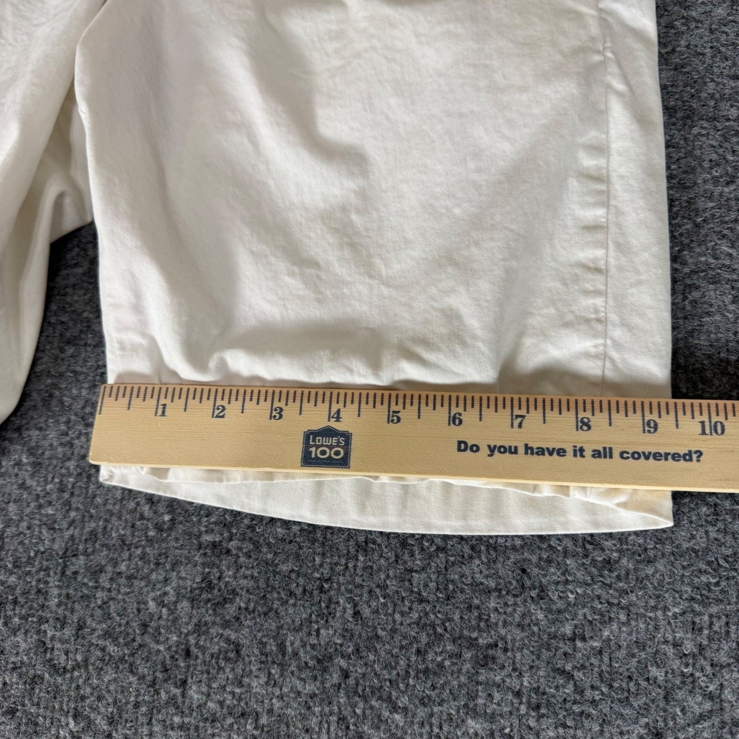 Peter Millar Chino Shorts Mens 34 (Fits 33) Beige Stretch Golf Casual Comfort