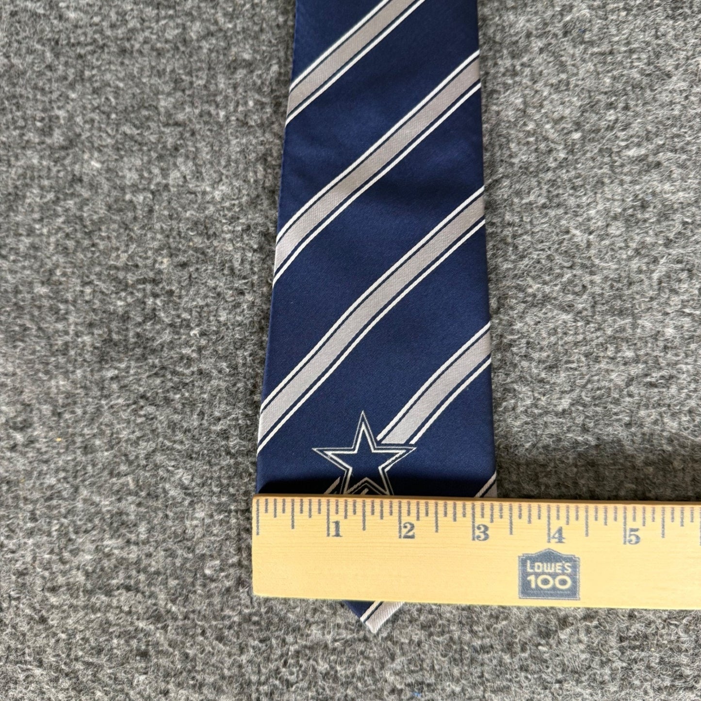 Dallas Cowboys NFL Mens Necktie Blue Silver Striped Star Tie Football Business