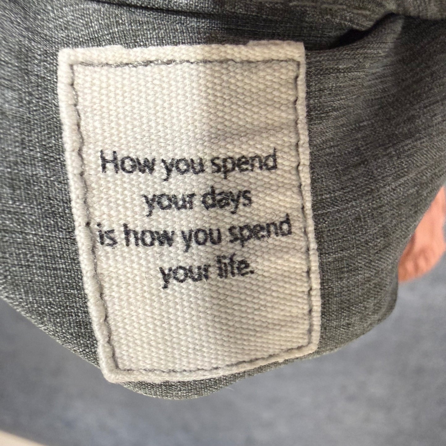 Vuori Kore Shorts Mens 32 Zig-Zag Chevron Geometric Lined Athletic Gym Training