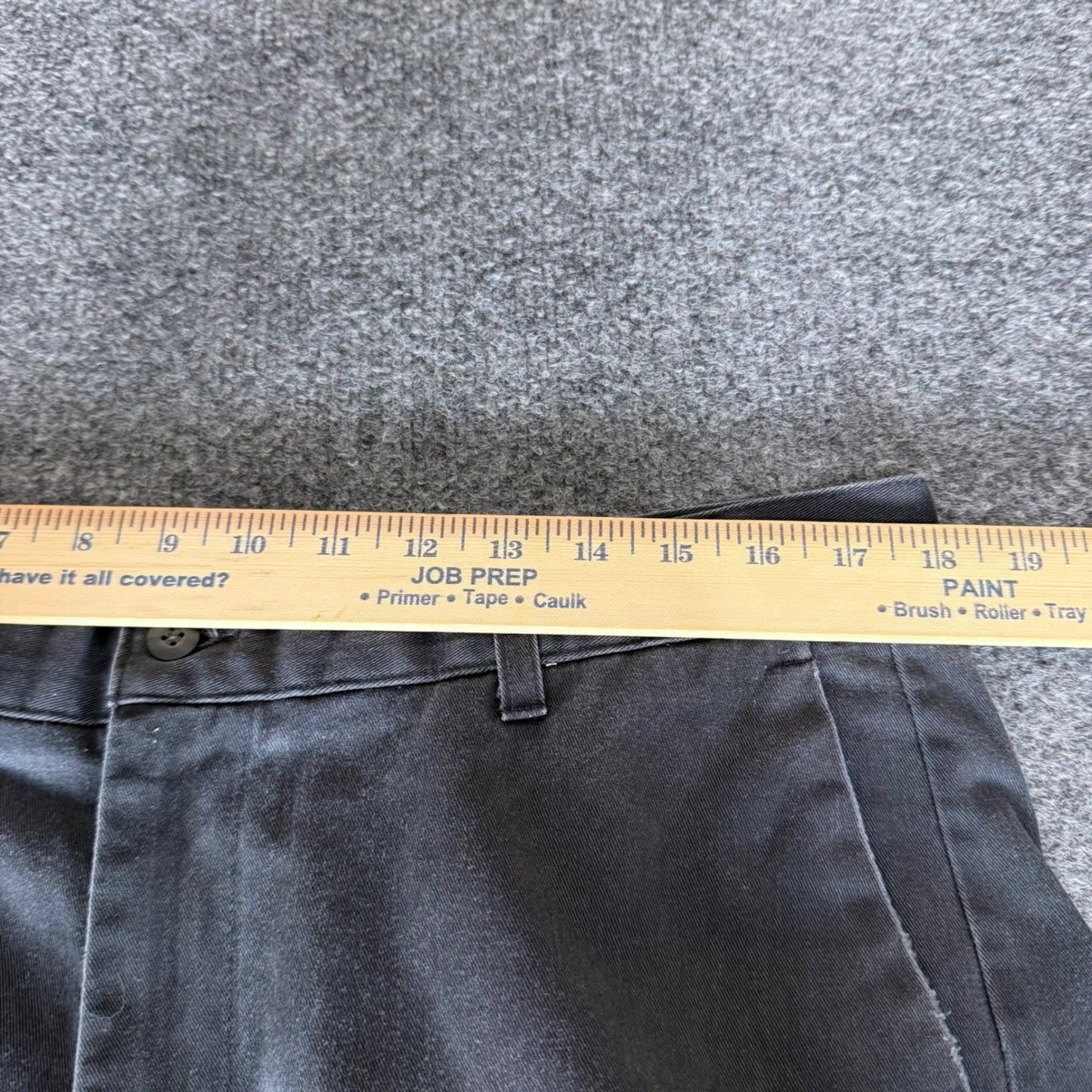 Dockers Khakis Mens 36x32 Gray Cotton Pants Casual Chino Business Office Classic