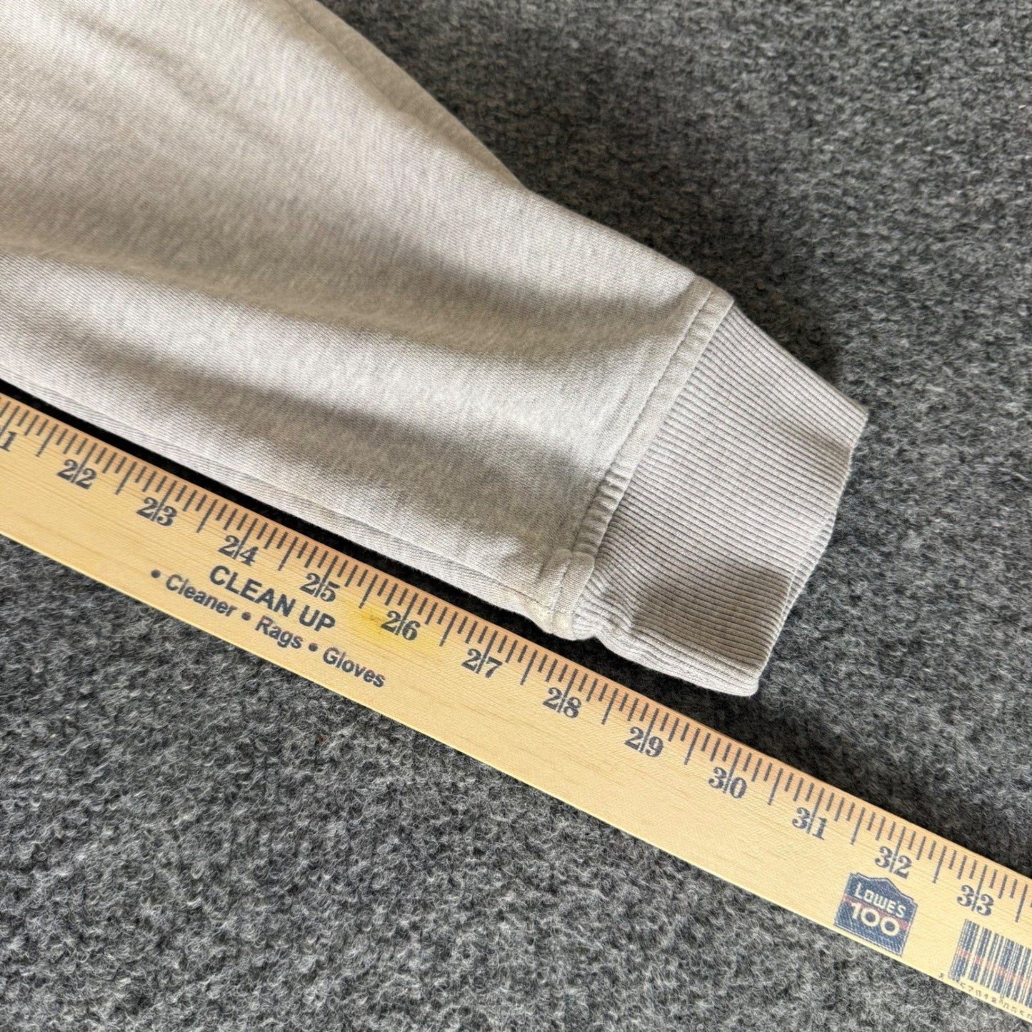 Under Armour Mens Small Gray Jogger Sweatpants Loose Fit Athletic Lounge Comfort