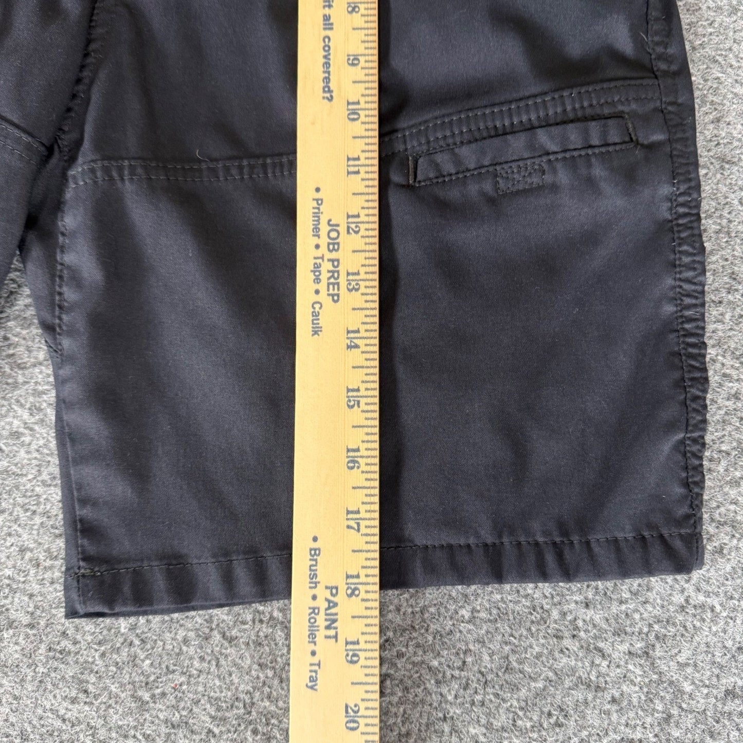 Wrangler ATG All Terrain Gear Mens Black Cargo Hiking Shorts 34 Outdoor Utility