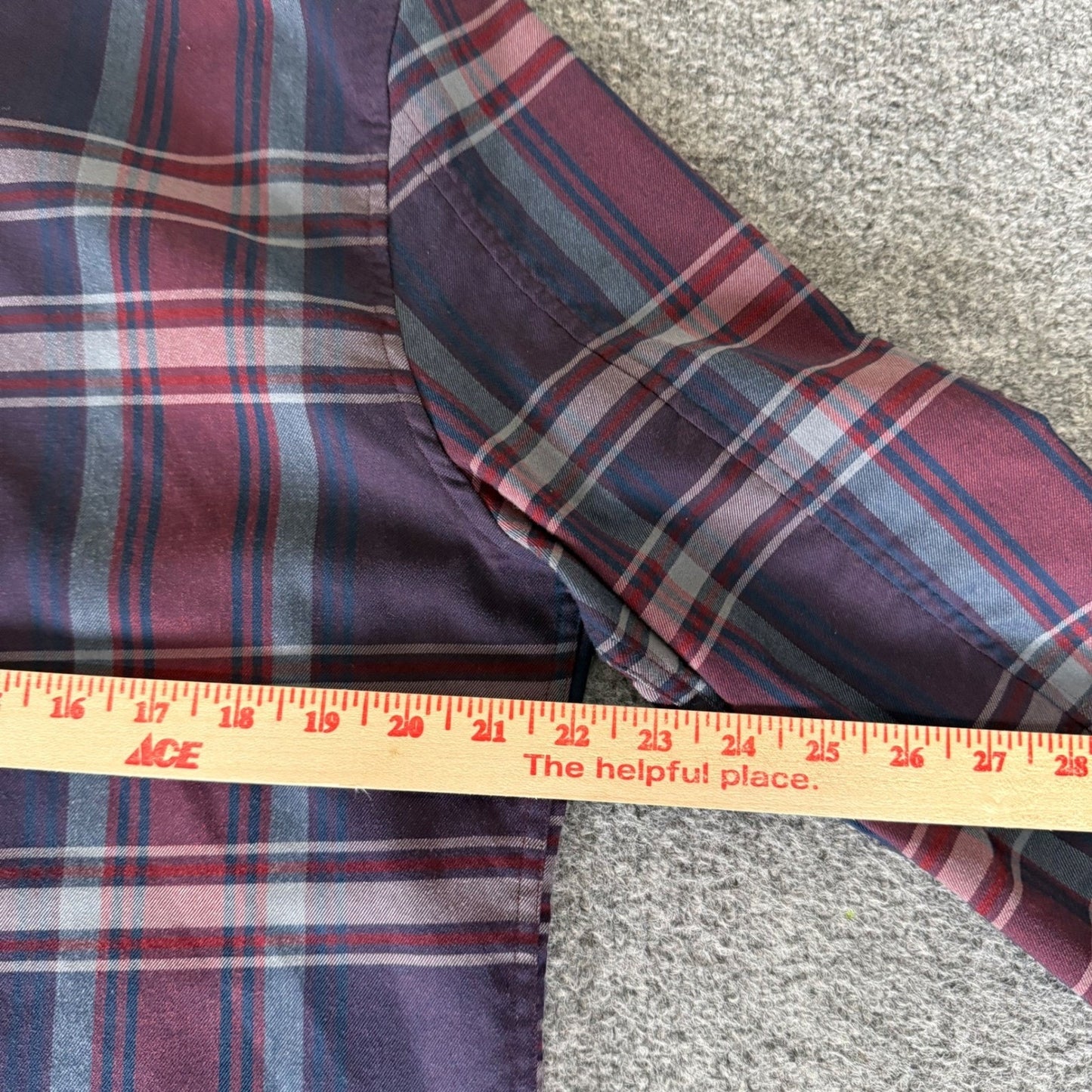 Lululemon Masons Peak Mens Medium Plaid Long Sleeve Button Shirt Flannel Casual