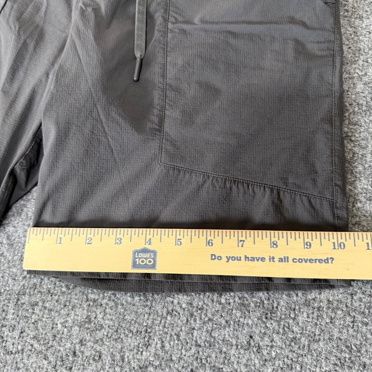 Lululemon Bowline Shorts Mens Medium 30x8 Gray Athleisure Training Gym Comfort