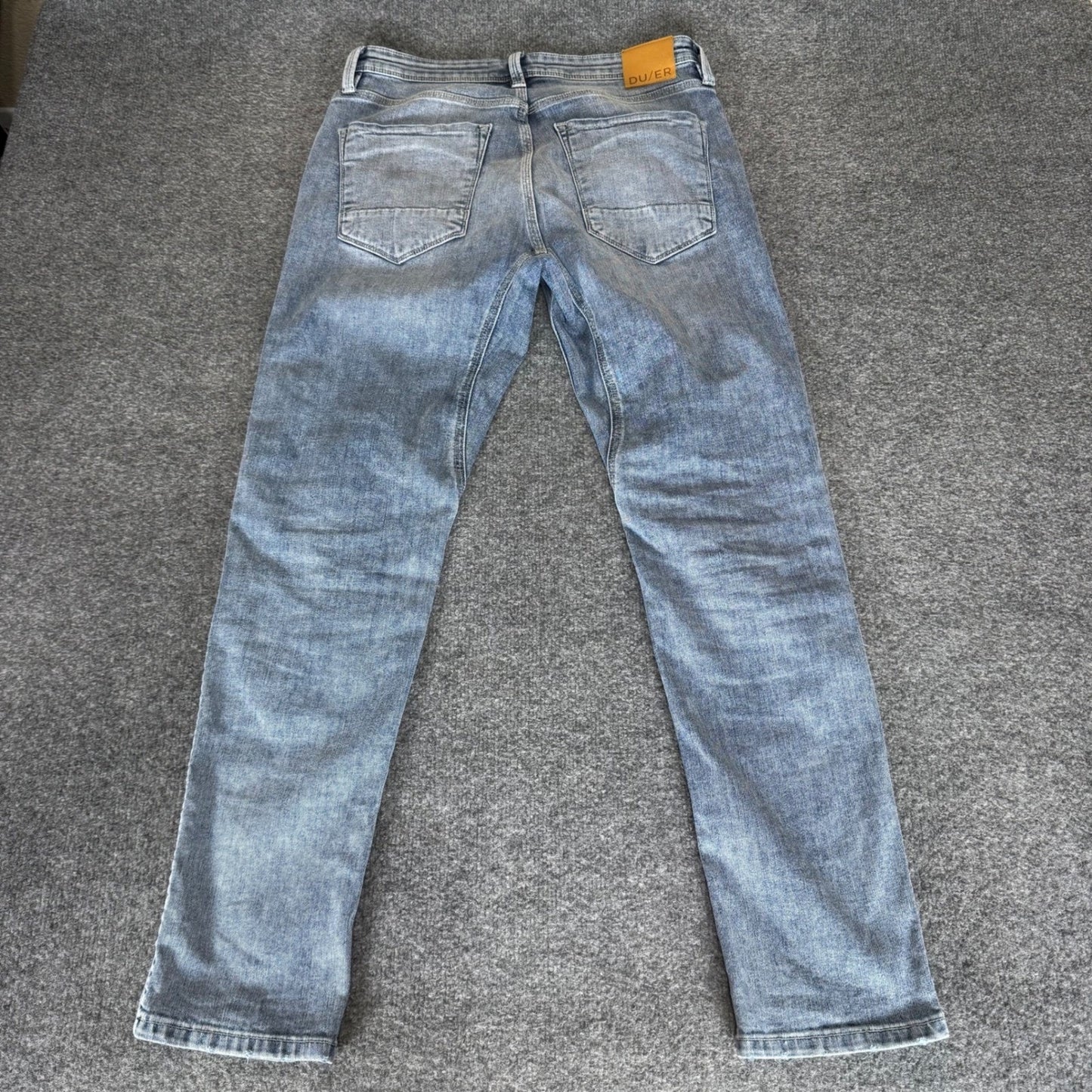 DUER L2X Slim Fit Jeans Mens 32x30 Light Wash Denim Stretch Casual Comfort DU/ER