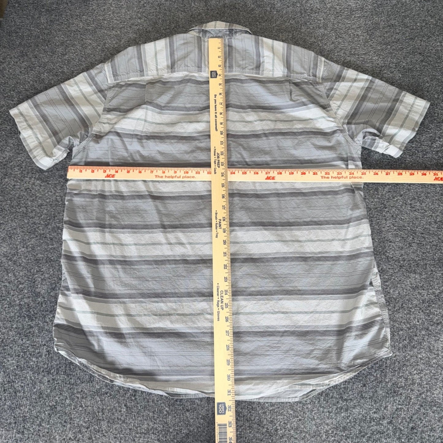 Carhartt Shirt Rugged Flex Mens XL Gray Striped Relaxed Short Sleeve Button Up