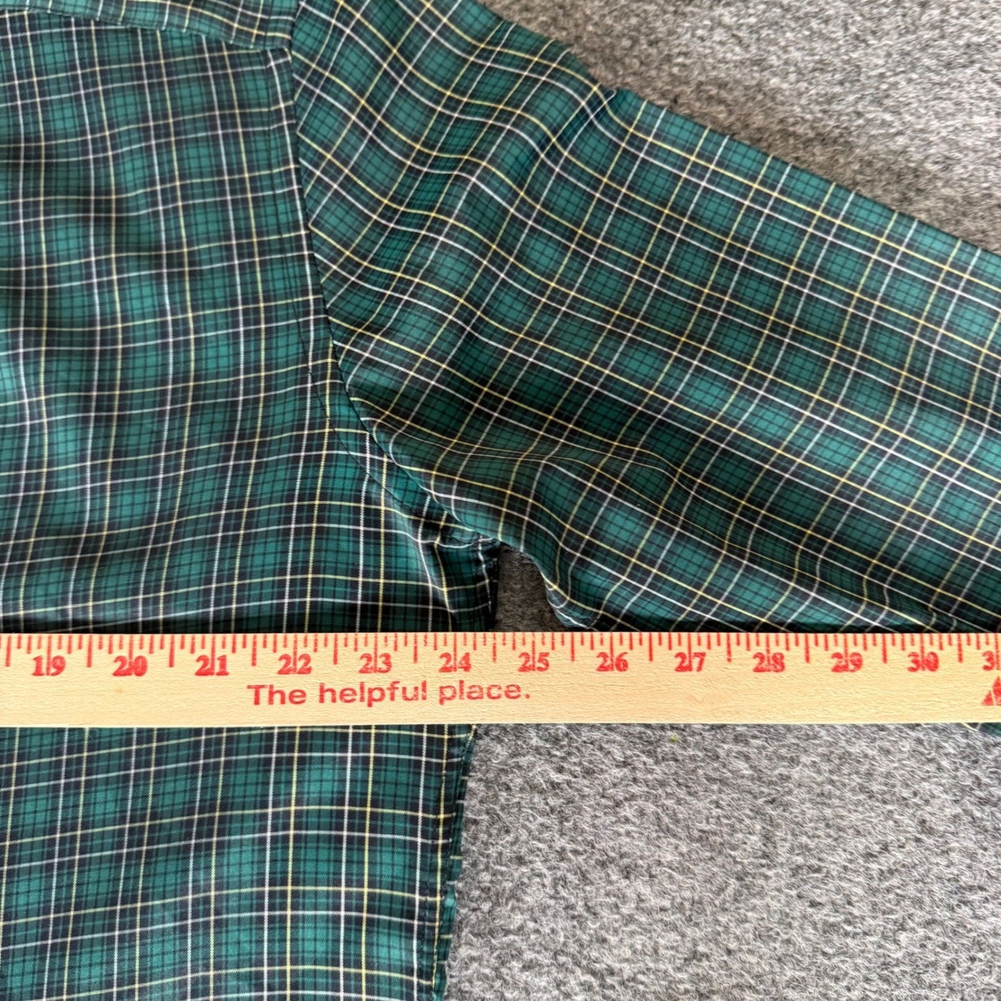 UNTUCKit Mens XL Green Plaid Long Sleeve Button Up Shirt Polyester Casual Top