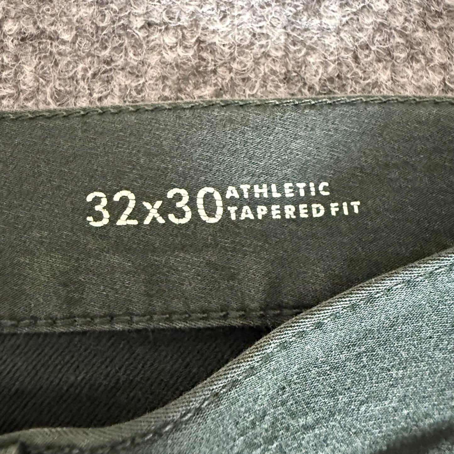 Banana Republic Traveler Athletic Tapered Pants Mens 32x30 (34x29) Green Stretch