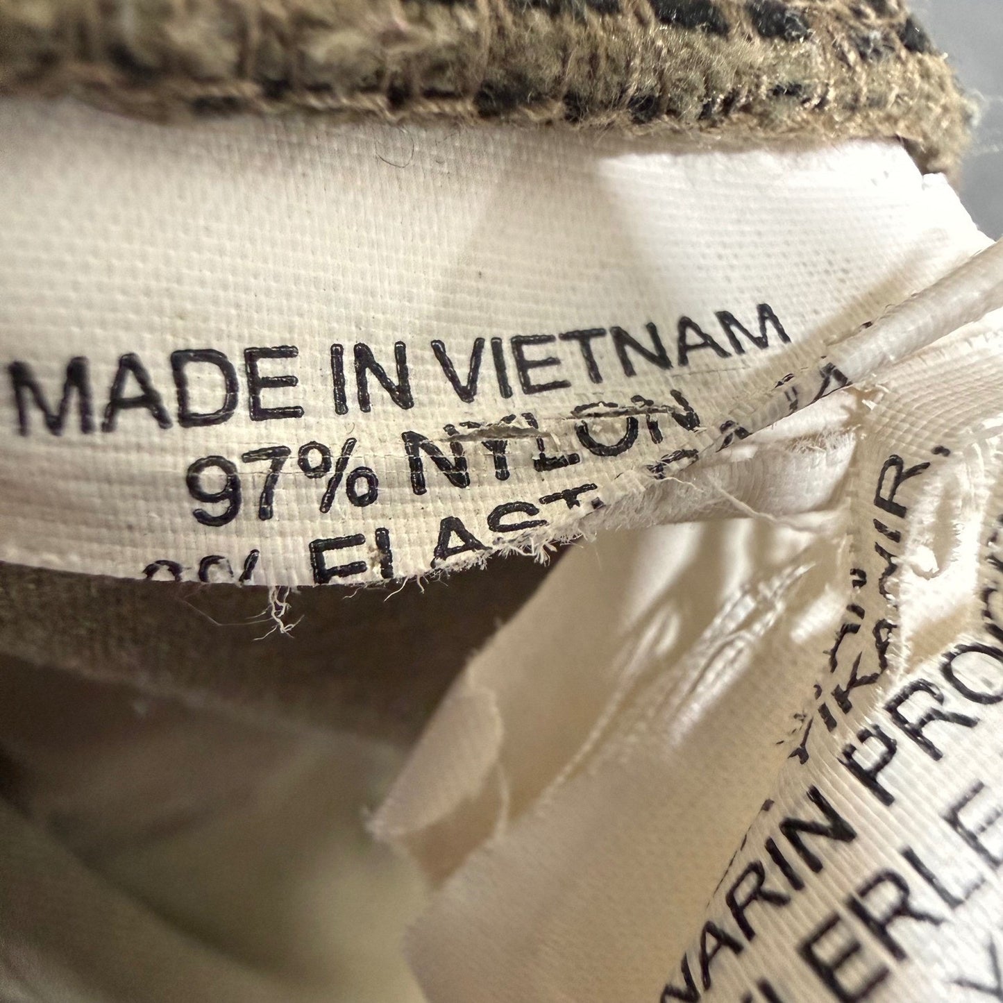 prAna Brion Shorts Mens 32 Olive Green Geometric Hiking Outdoor Casual Stretch