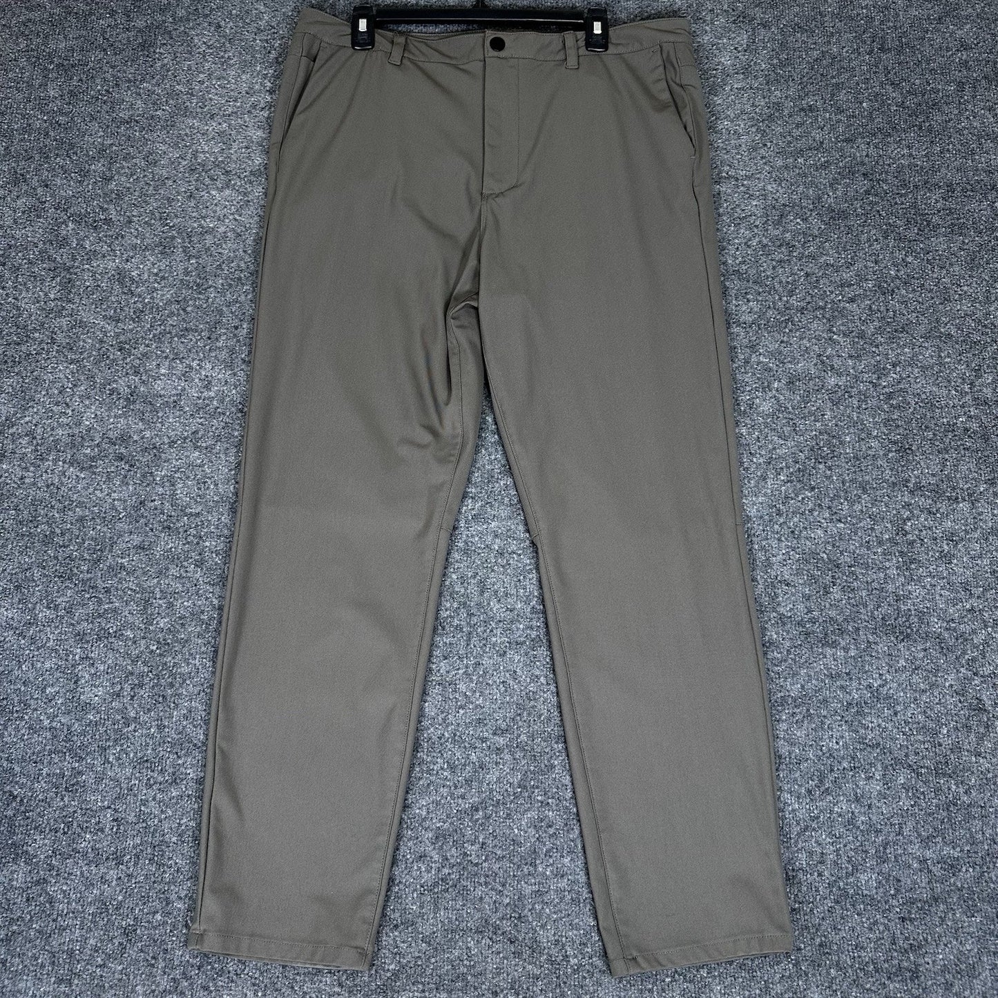 Cuts Clothing Pants Mens 36x32 Canyon AO Versaknit Slim Fit Performance Casual