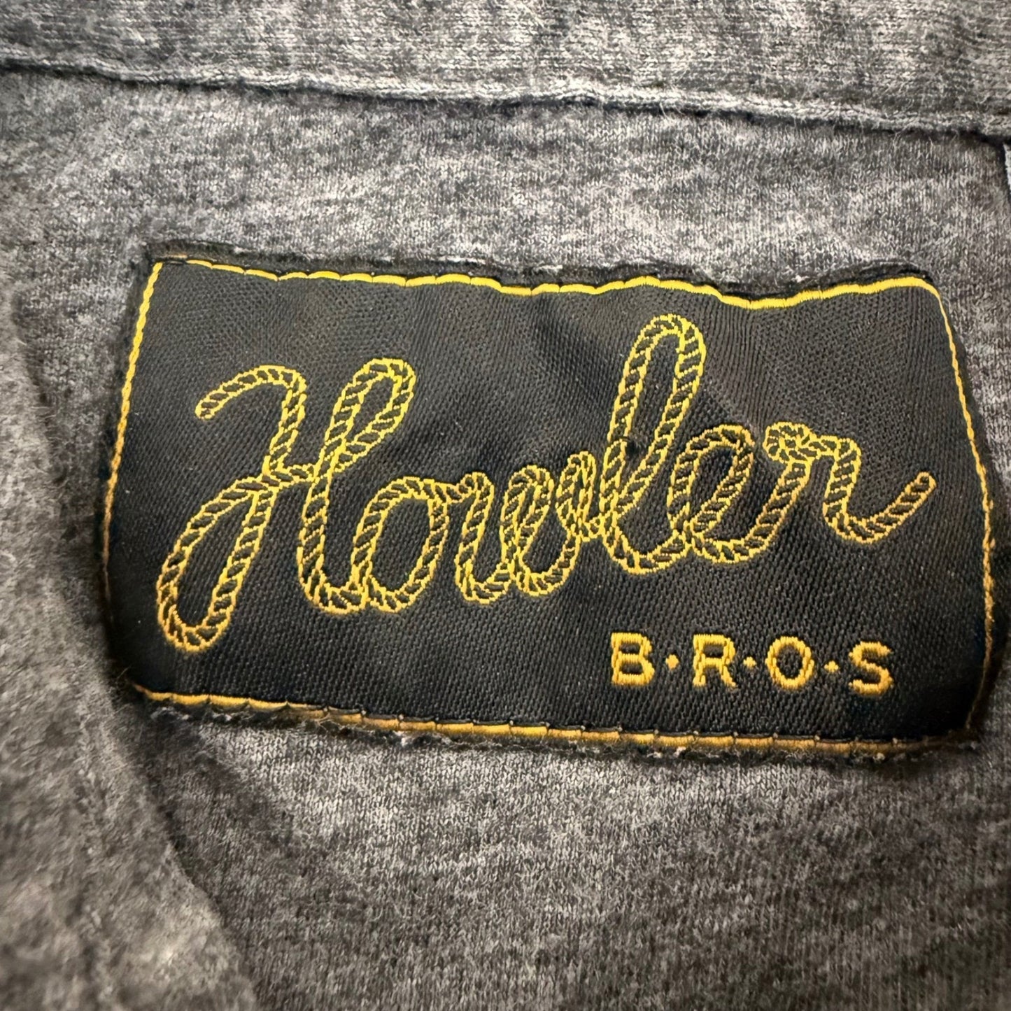 Howler Bros Polo Shirt Mens Medium Gray Pearl Snap Short Sleeve Soft Casual