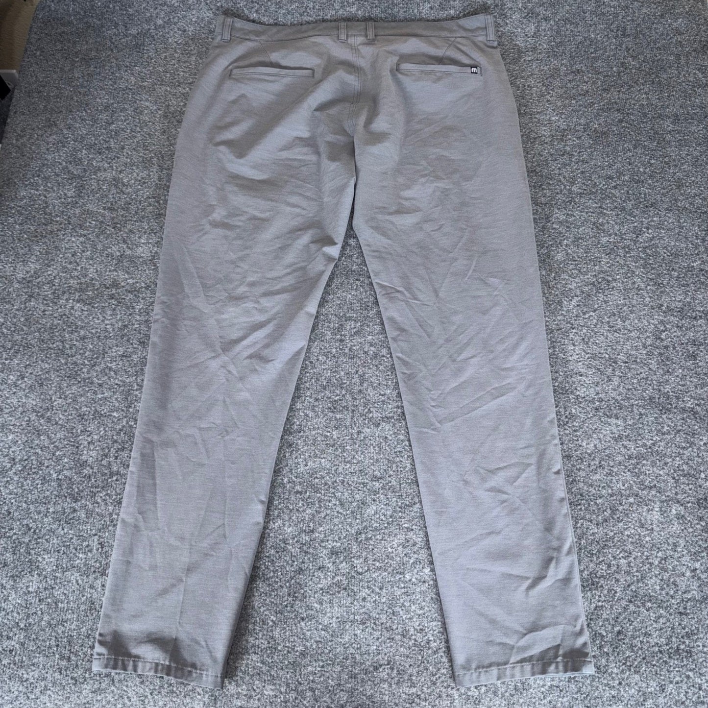 Travis Mathew Men Golf Pant 38 (39x31.5) Gray Performance Chino Stretch Athletic