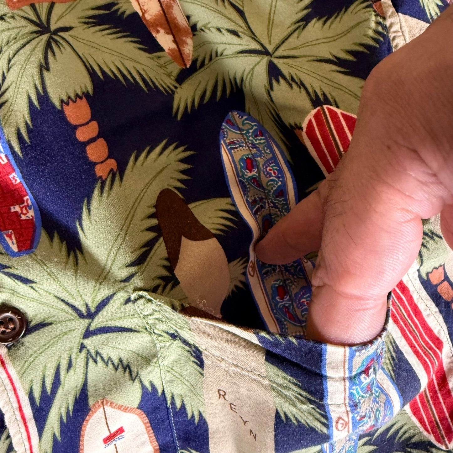 Reyn Spooner Hawaiian Shirt Mens Large Rayon Surfboard Palm Tree Aloha Beach