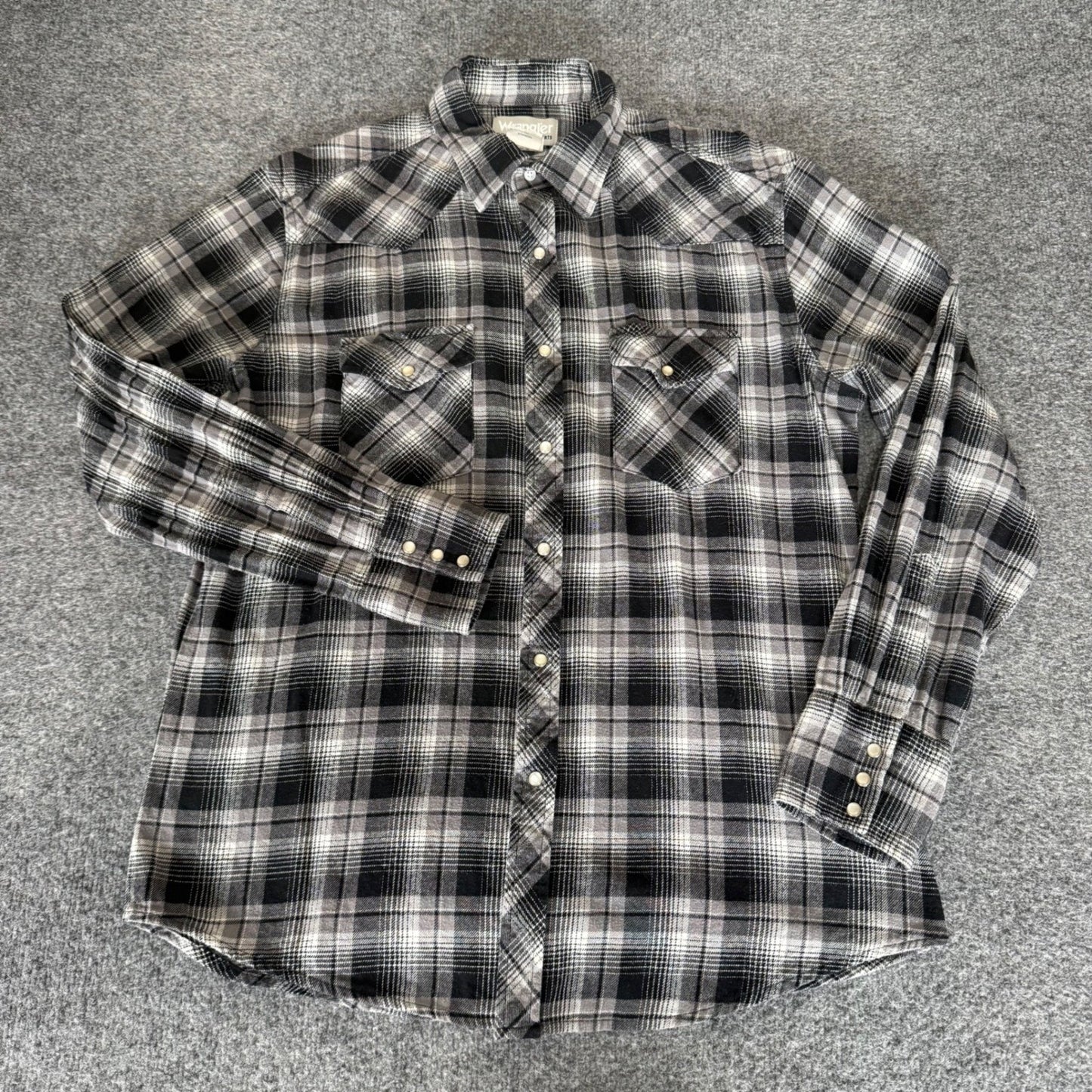 Wrangler Wrancher Mens Large Black Plaid Pearl Snap Western Flannal Shirt Cowboy