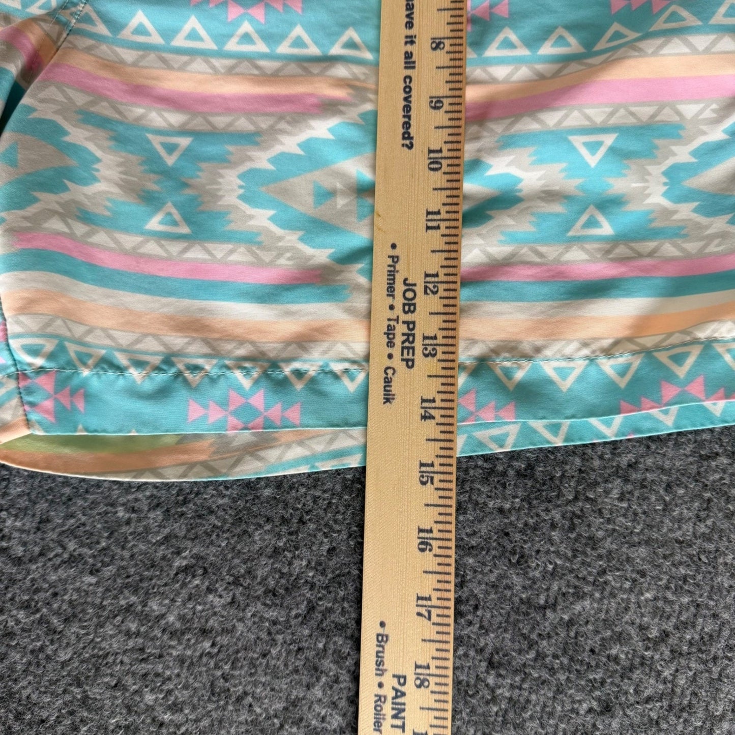 Chubbies Swim Trunks Mens L 38x5.5 Geometric Shorts Quick Dry Lined Drawstring