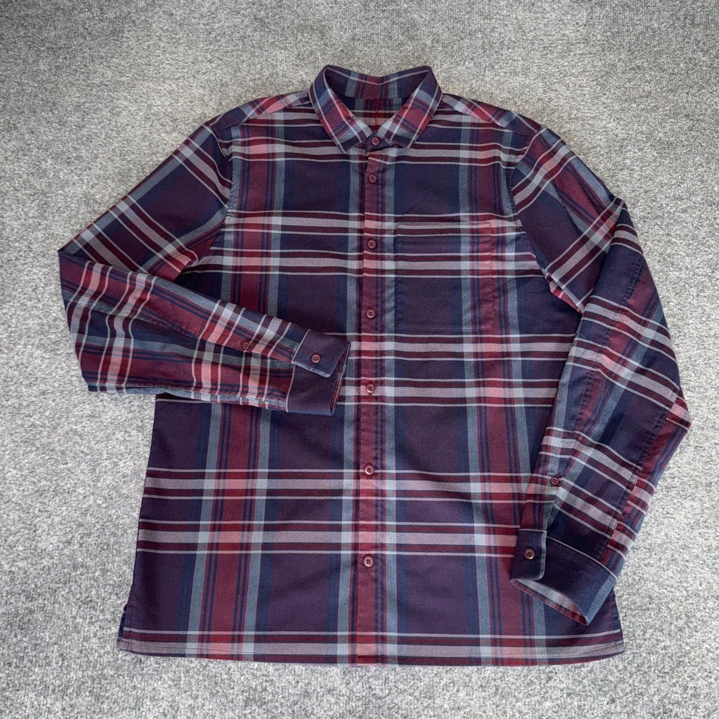 Lululemon Masons Peak Mens Medium Plaid Long Sleeve Button Shirt Flannel Casual