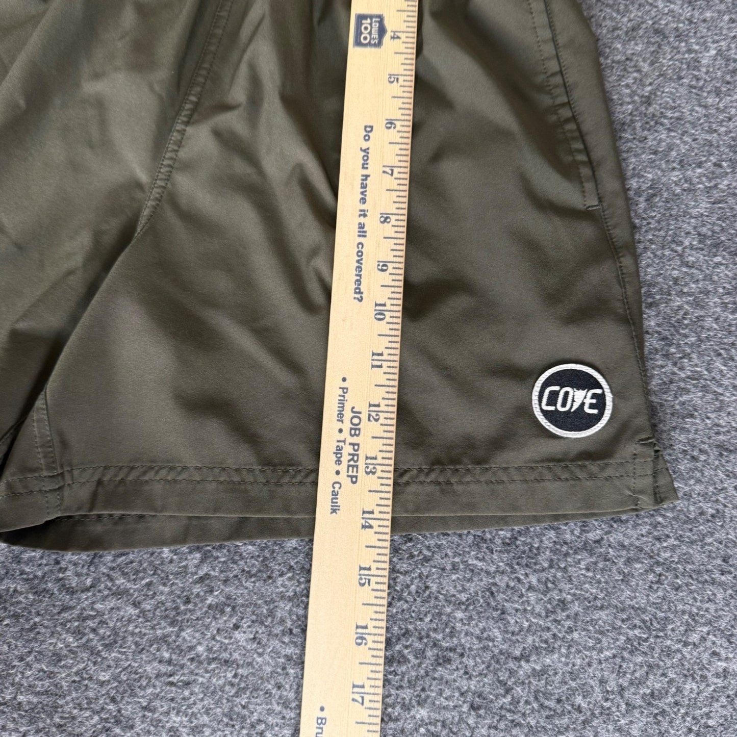 Cove USA Mens Performance Shorts Olive Green Size 30 Casual Outdoor Stretch