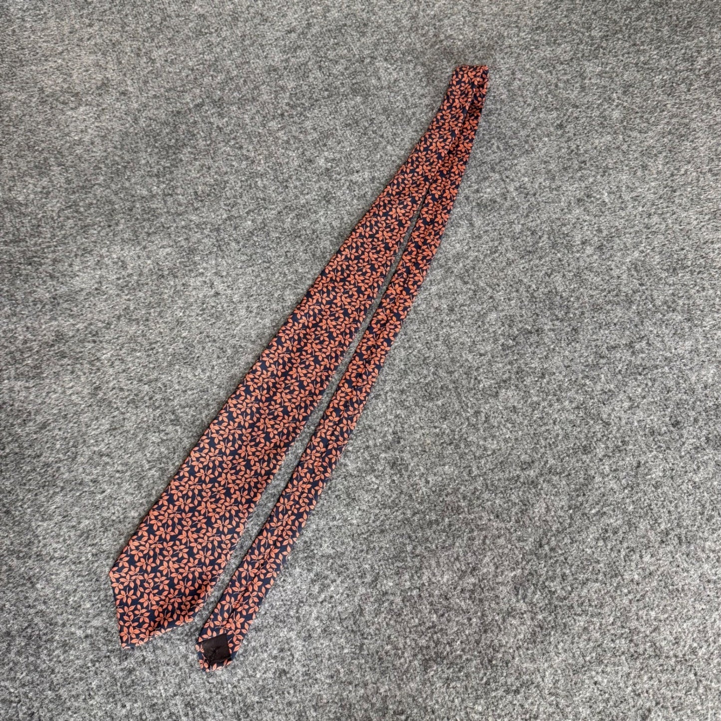 Brooks Brothers Makers Mens Silk Tie Navy Blue Orange Leaf Pattern Made in USA