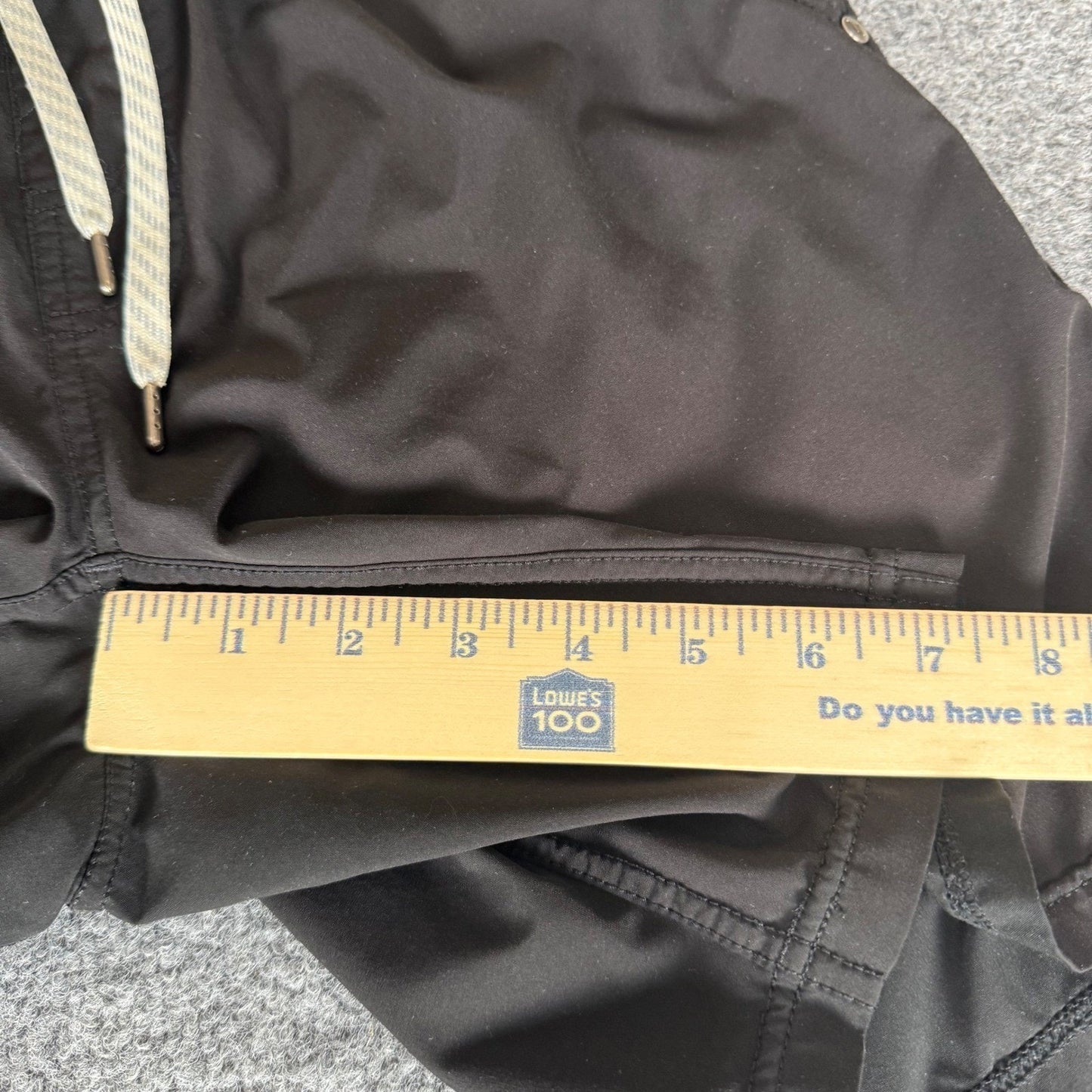 Vuori Kore Shorts Mens Medium Size 30 Black Lined Athletic Gym Training Workout