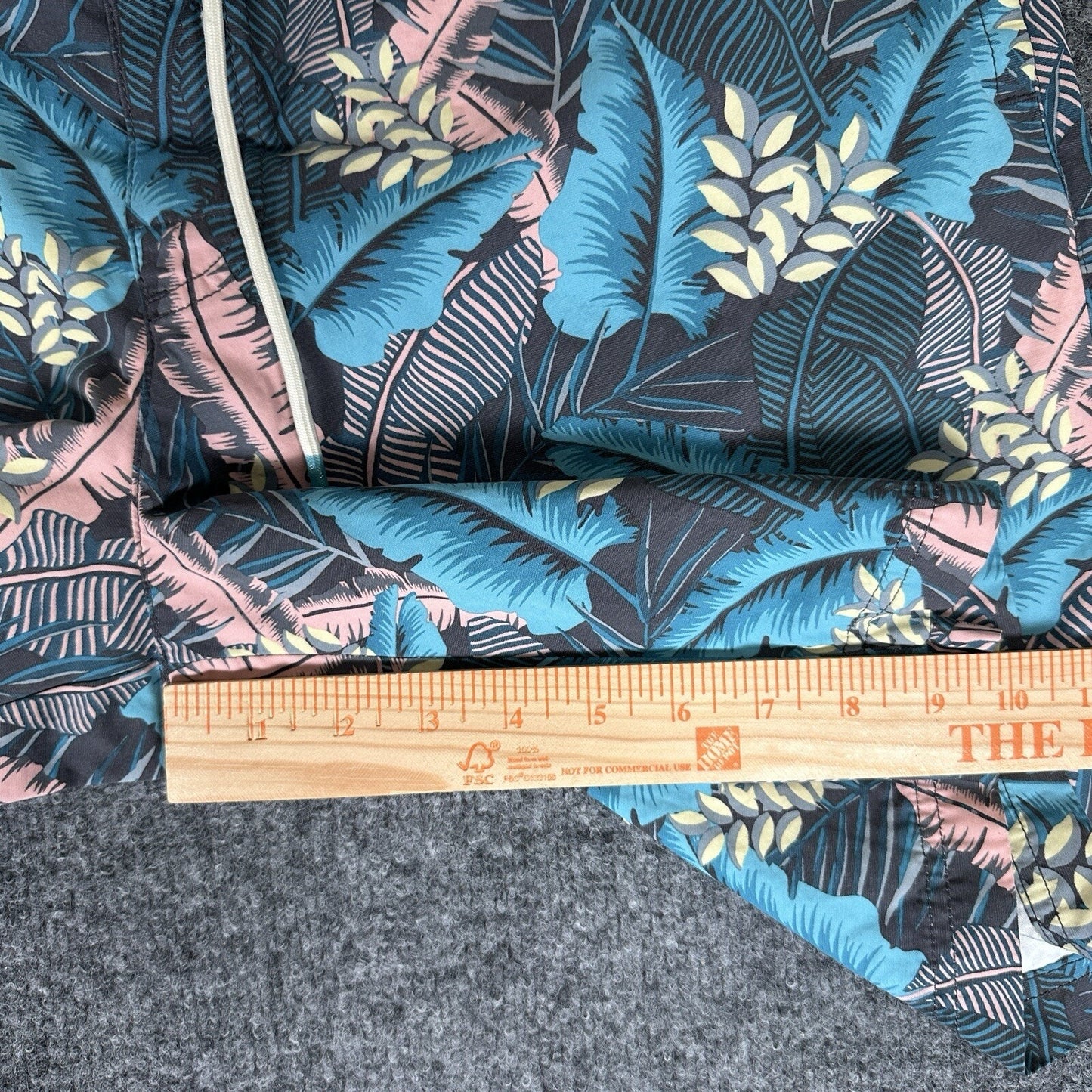 American Eagle Board Shorts Mens Large 36x10 Swim Trunks Floral Drawstring Adult
