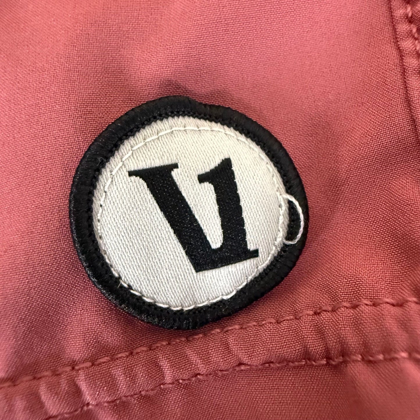 Vuori Kore Shorts Mens Large 38 Red Lined Athletic Gym Training Workout Running