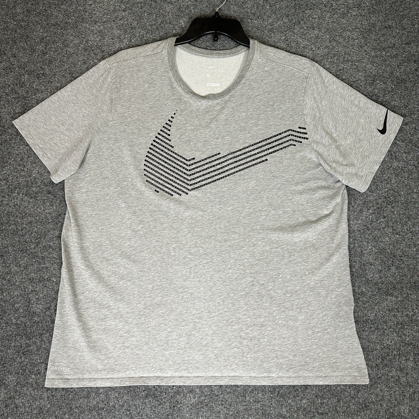 Nike Shirt Mens 2XL Gray Dri-Fit Swoosh Short Sleeve Activewear Casual XXL Adult