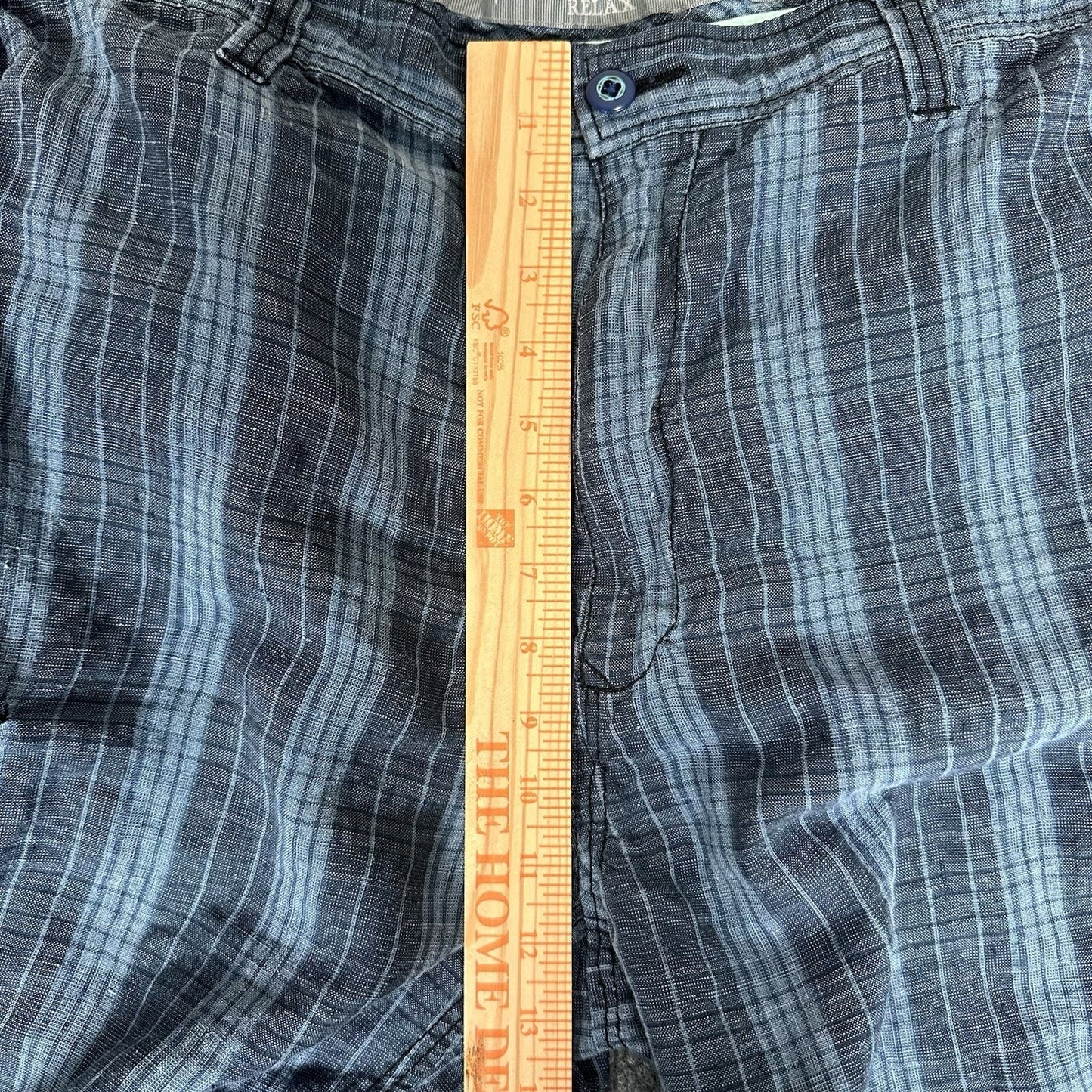 Tommy Bahama Relax Cargo Shorts Men 38x10 Blue 100% Linen Striped Mid Rise Adult