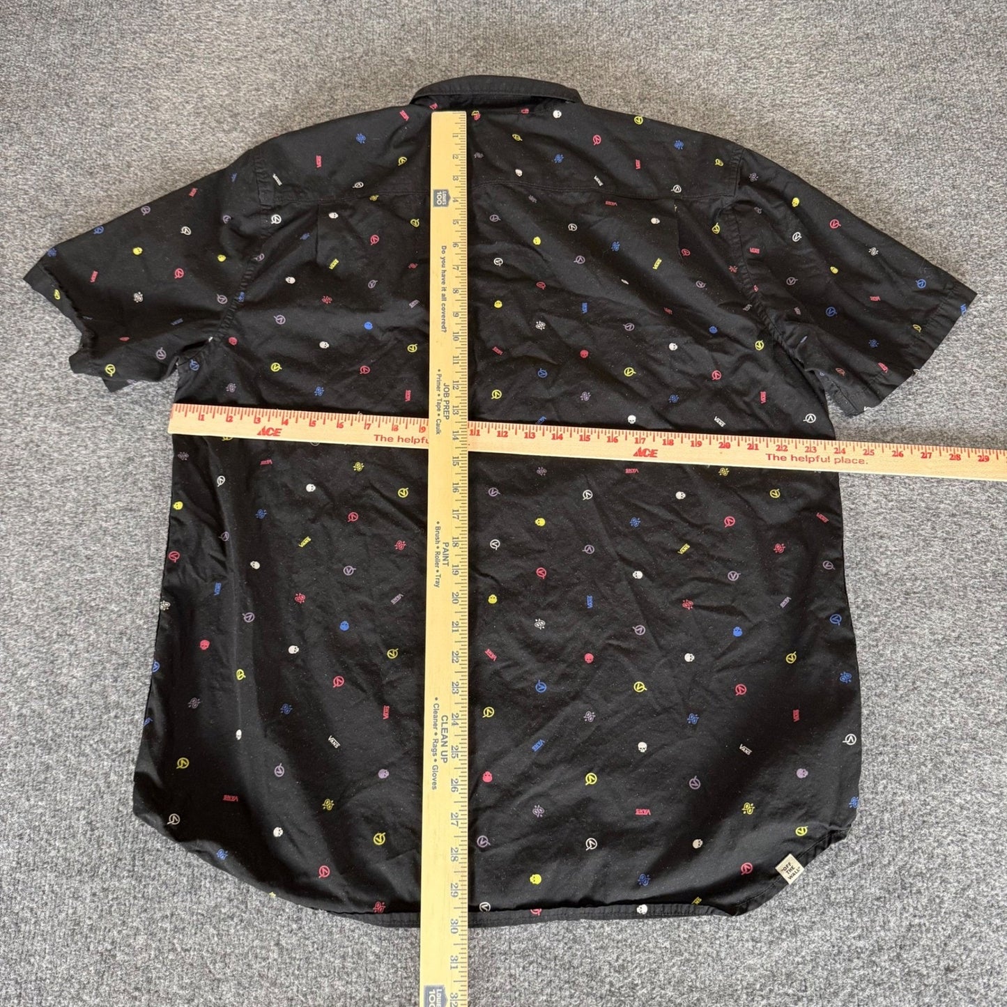 Vans Shirt Mens XL Short Sleeve Button Up Black AOP Skate Casual Streetwear