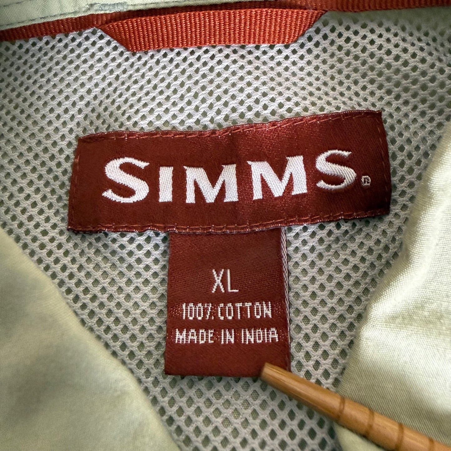 Simms Fishing Shirt Mens XL Green Long Sleeve Button Up Lightweight COR3 Outdoor