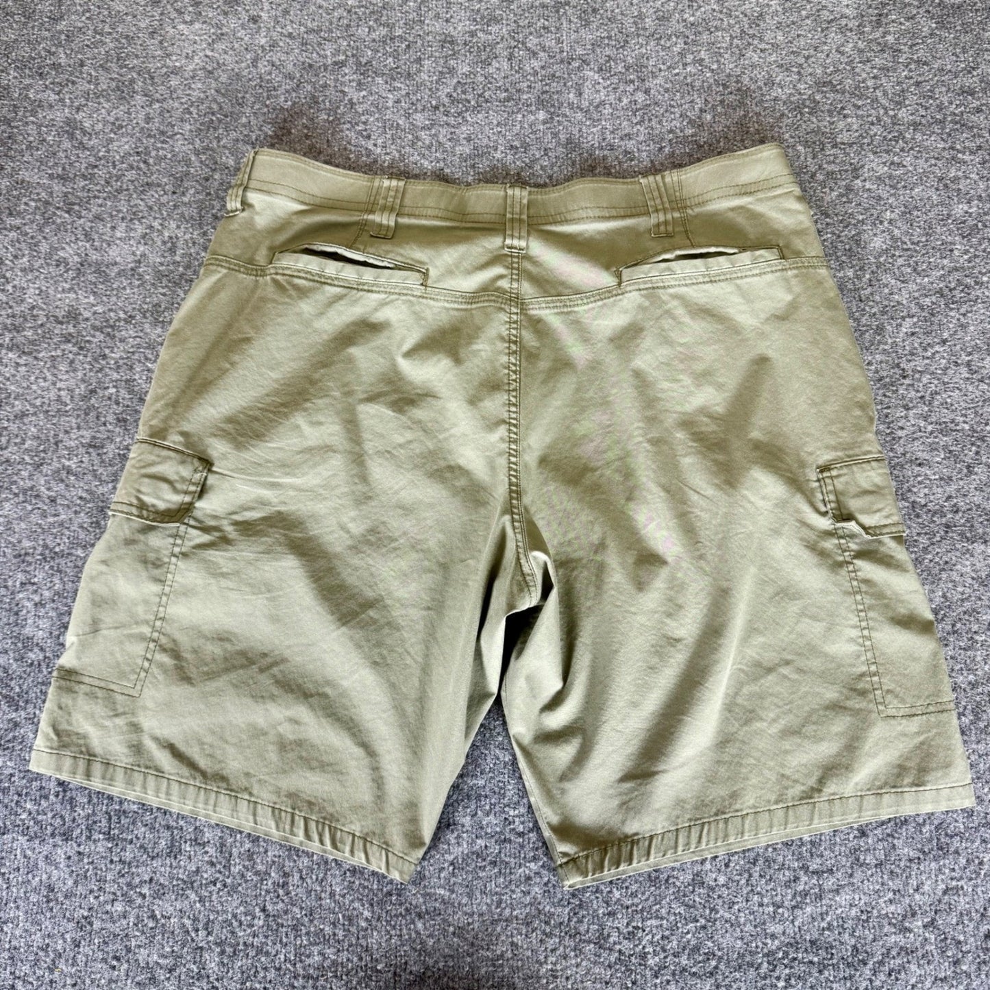 Wrangler ATG All Terrain Gear Mens Cargo Shorts 38 Green Casual Outdoor Hiking