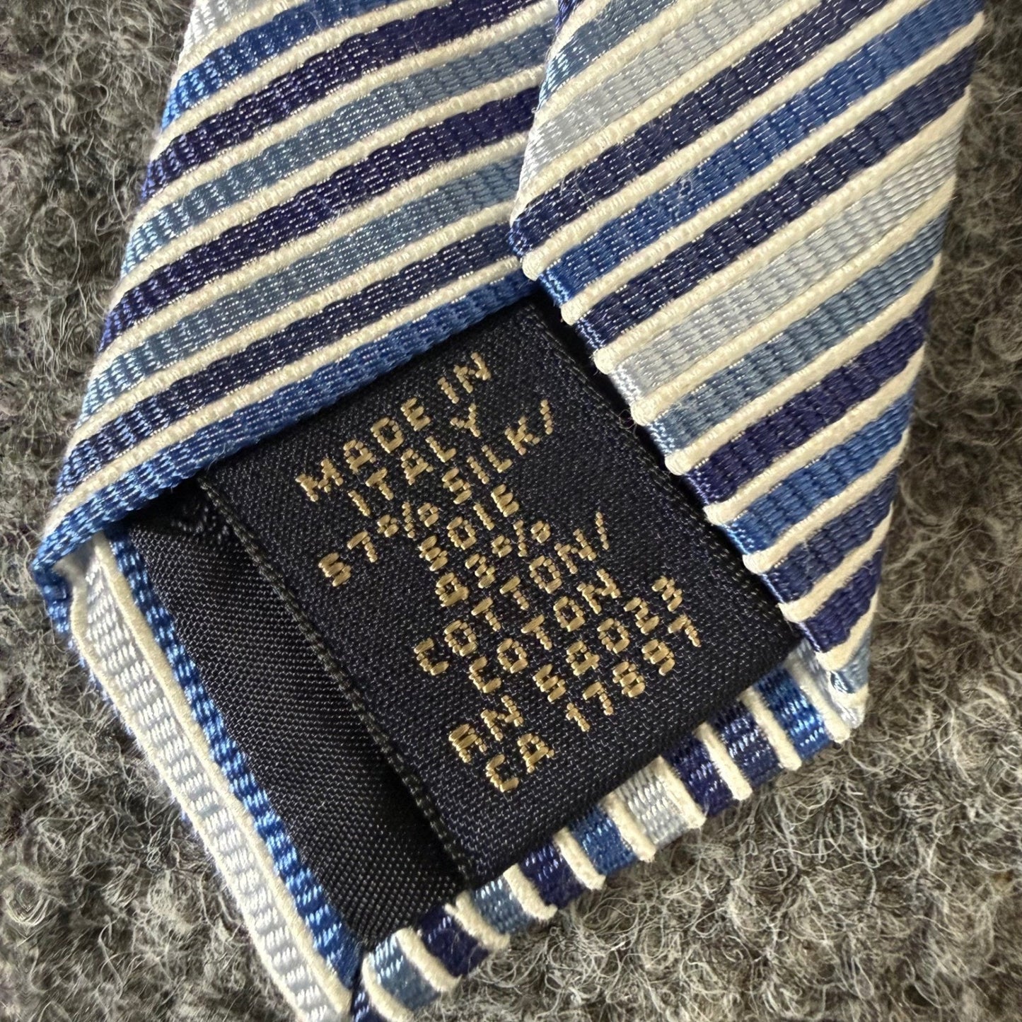 Banana Republic Mens Blue White Striped Silk Cotton Necktie Made in Italy Casual