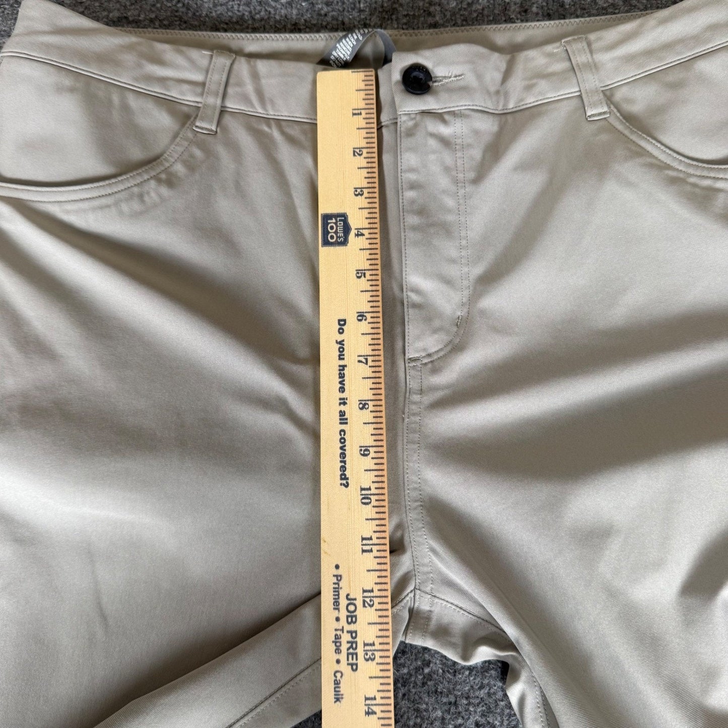 Vuori Meta Pants Mens 38x26 Beige Casual Chino Performance Stretch Comfort V430