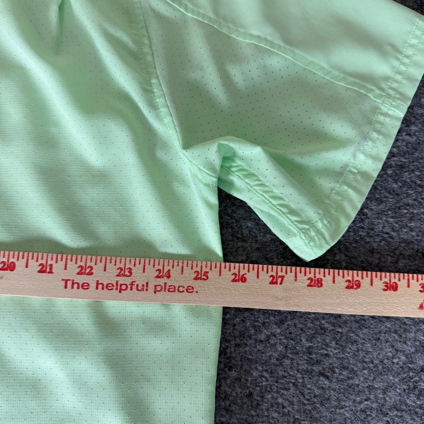 HUK Fishing Shirt Men XL Green Lightweight Short Sleeve Button Up Outdoor Angler