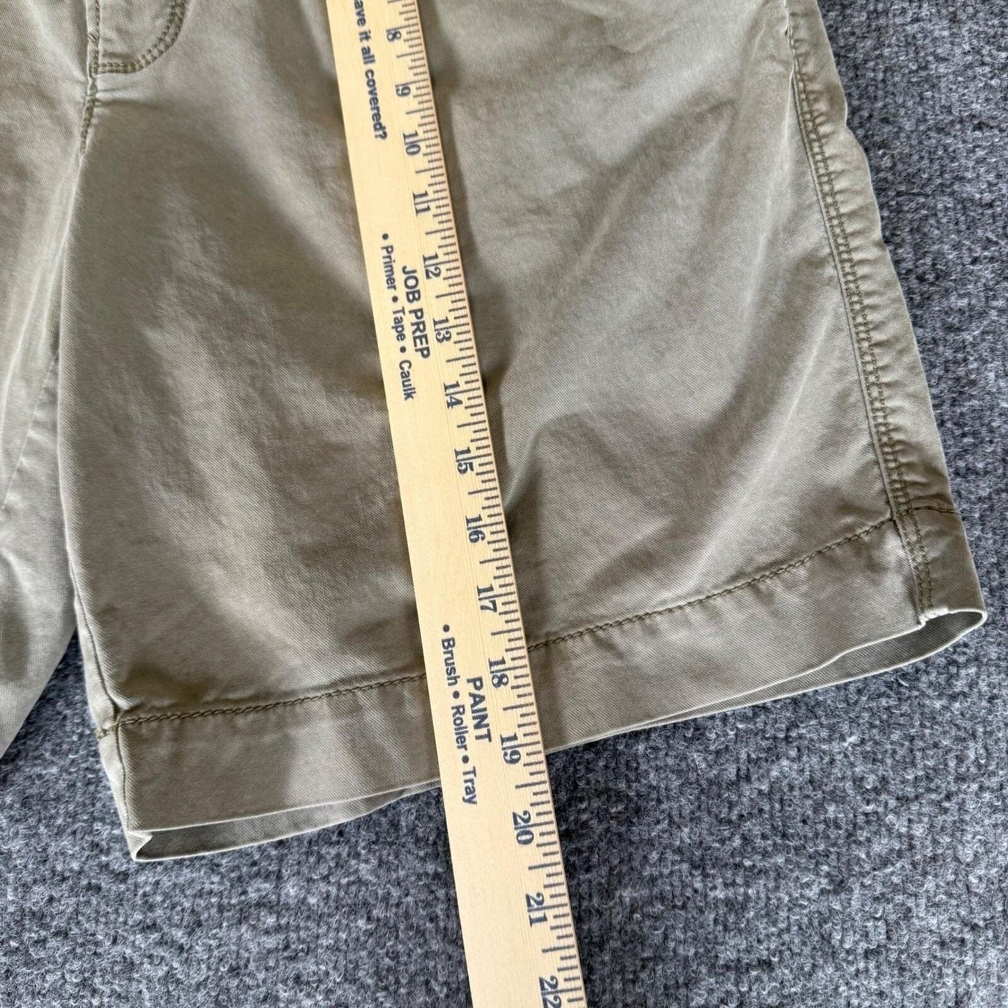 Tommy Bahama Shorts Mens 35 Green Flat Front Chino Casual Summer Vacation Golf