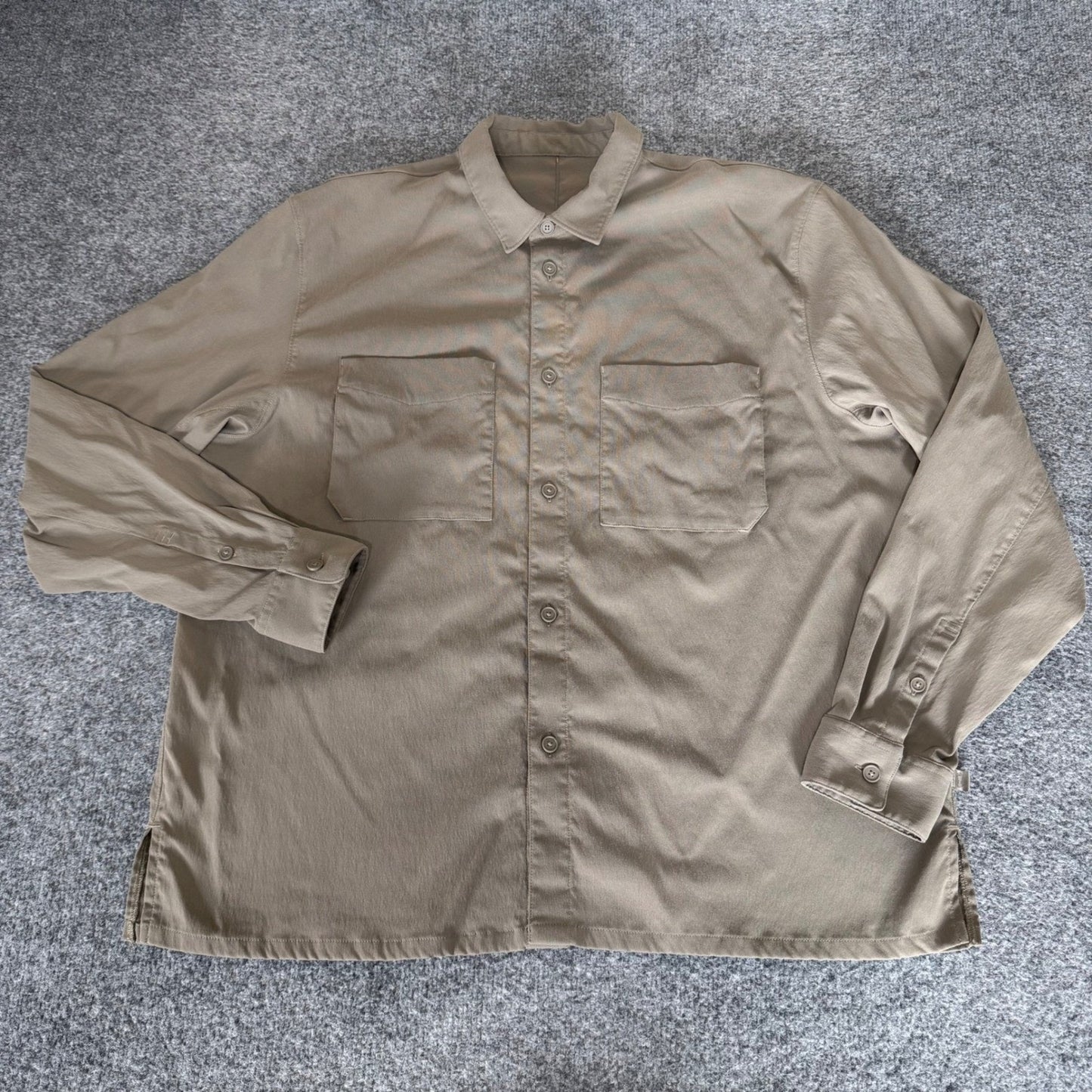 Lululemon Mens XL Olive Long Sleeve Button Up Shirt Stretch Casual Office Travel