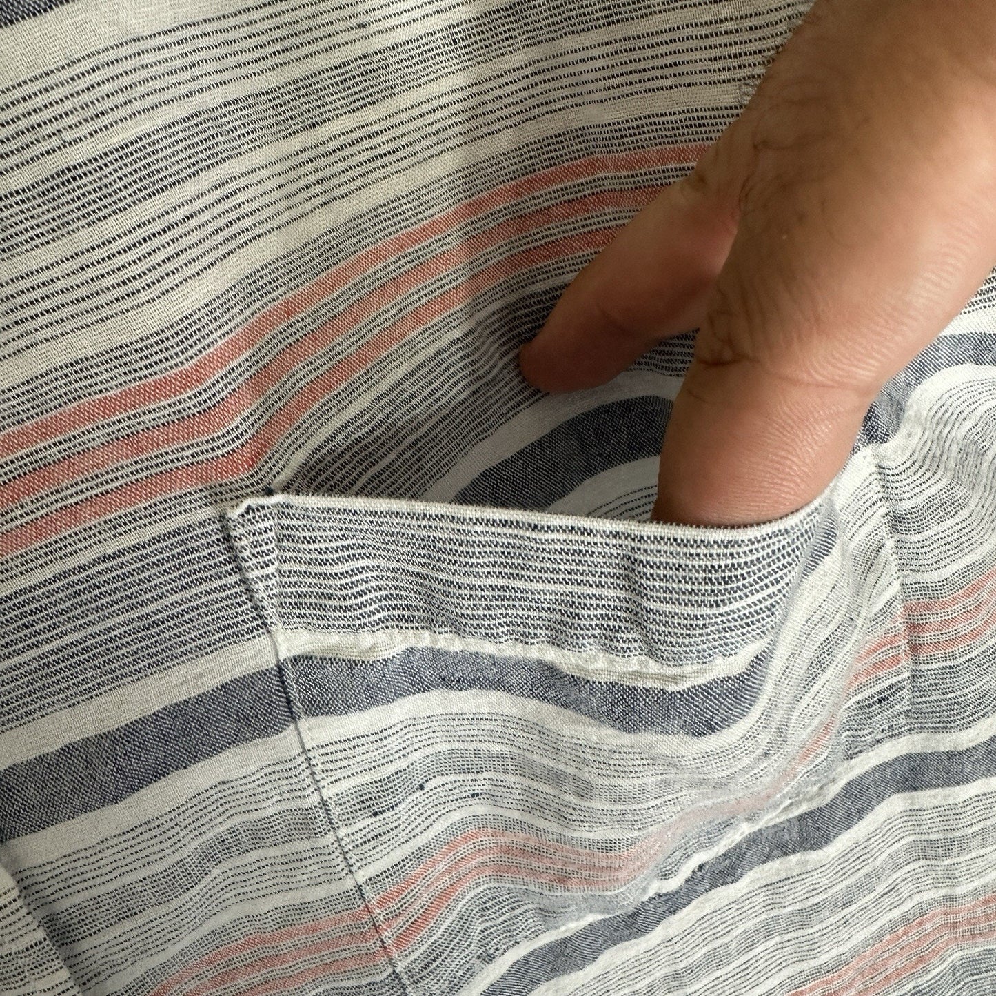 St John's Bay Shirt Mens XL Grey Striped Linen Short Sleeve Button Down Adult