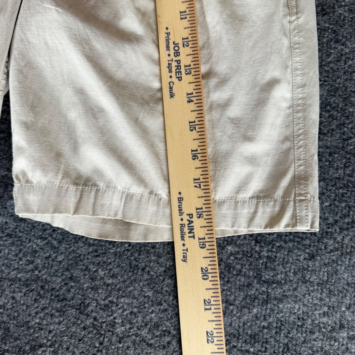 Southern Tide Shorts Mens 30 Beige Casual Flat Front Chino Cotton Golf