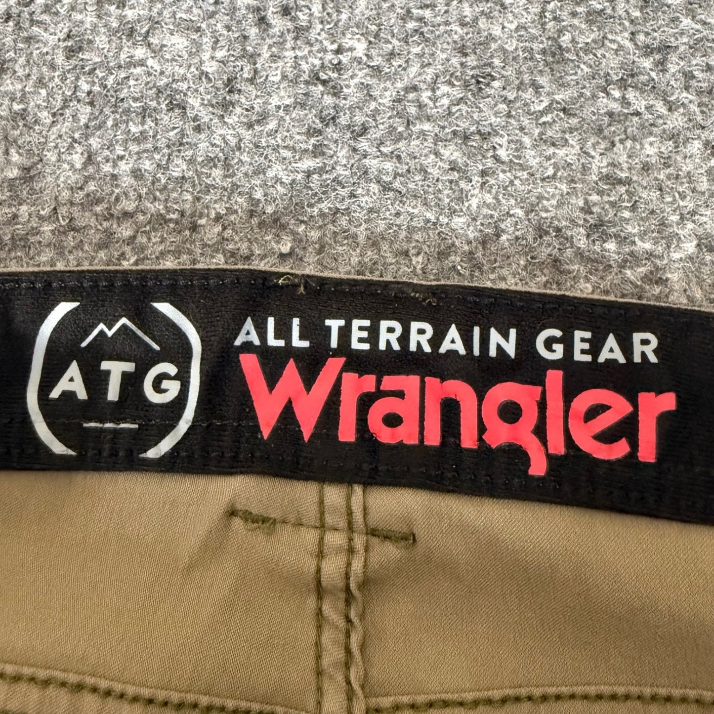 Wrangler ATG Mens 34x32 Tan All Terrain Gear Pant Outdoor Hiking Utility Stretch