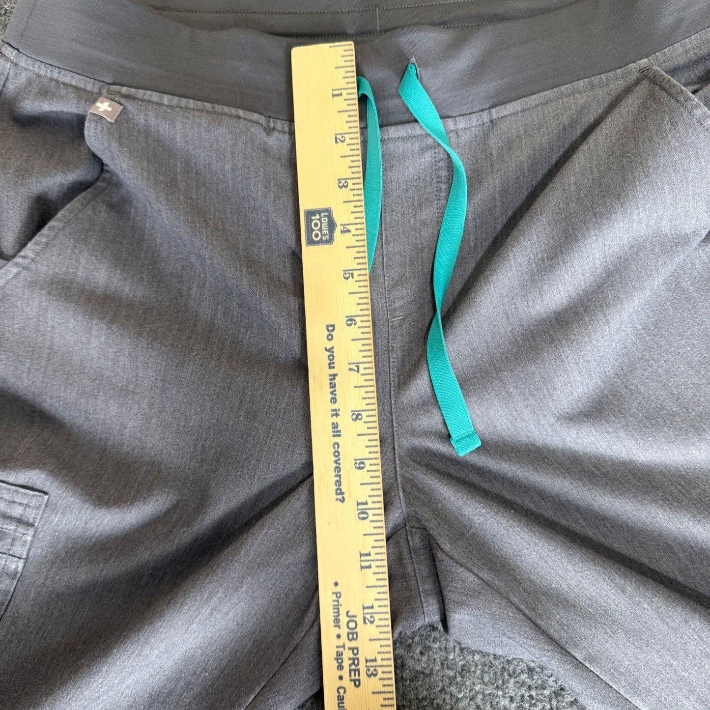 FIGS Catarina Zamora Scrub Top Pants Set Women Gray Medium 32x29 Nursing Uniform