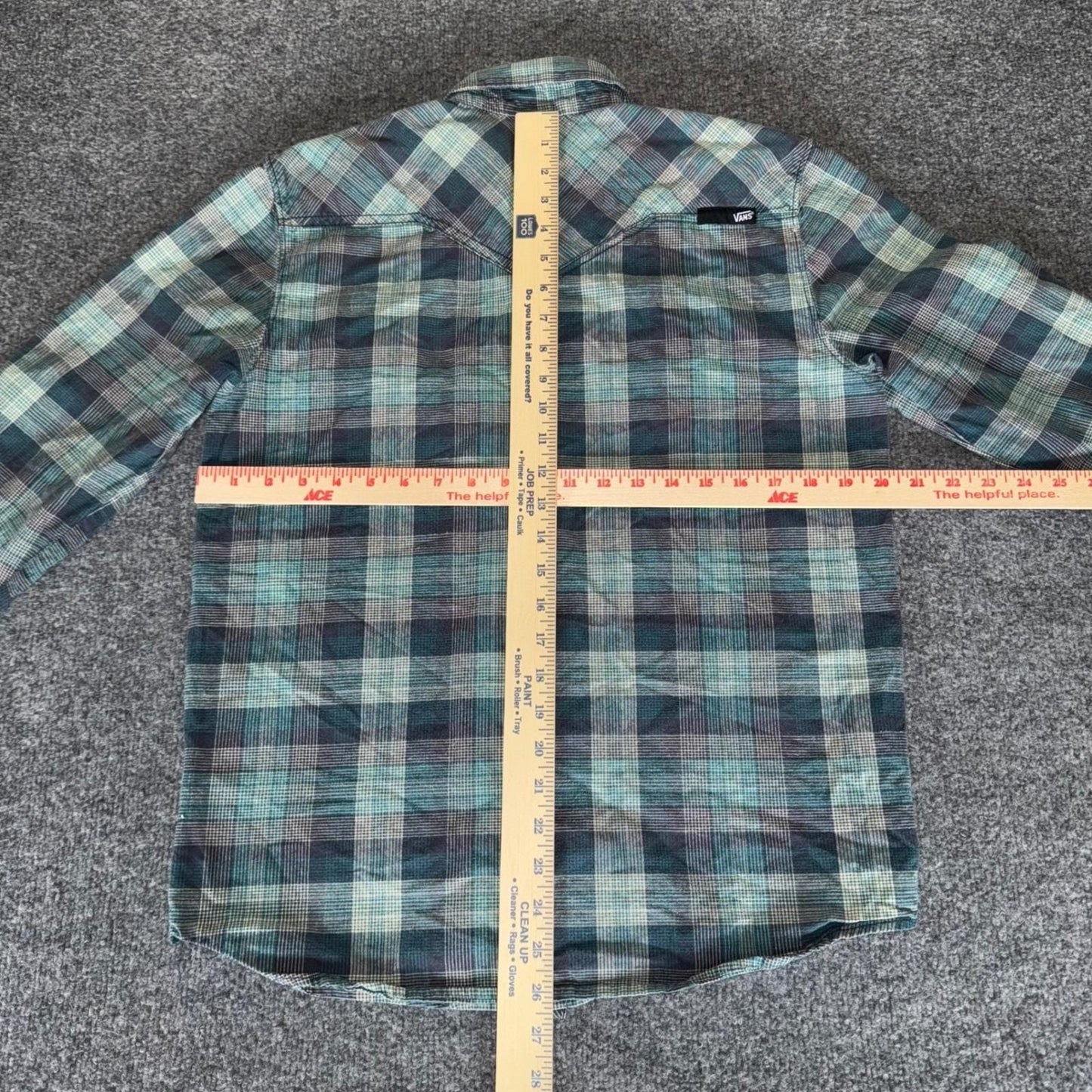 Vans Flannel Shirt Mens Small Green Plaid Long Sleeve Snap Button Front Skate