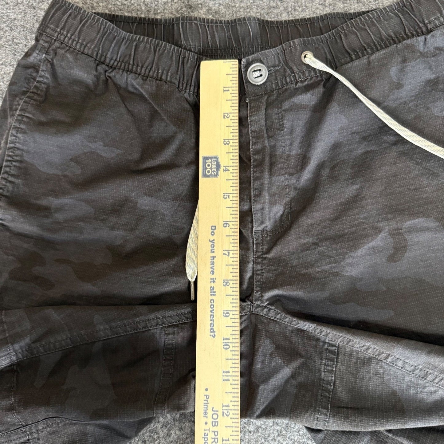 Vuori Ripstop Short Men L Large Black Camo V370 Hiking Training Gym Athletic Run