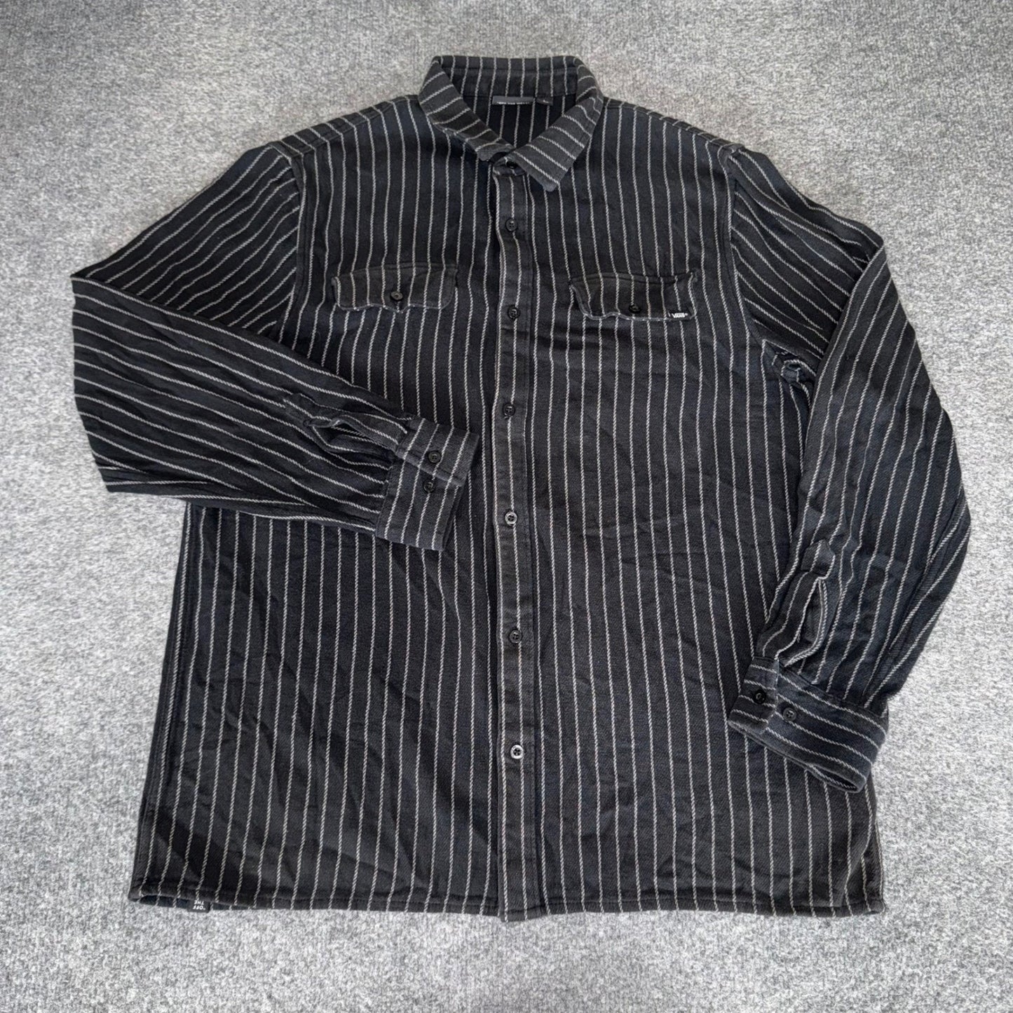 Vans Mens Large Black Striped Flannel Long Sleeve Button Up Shirt Large Skate