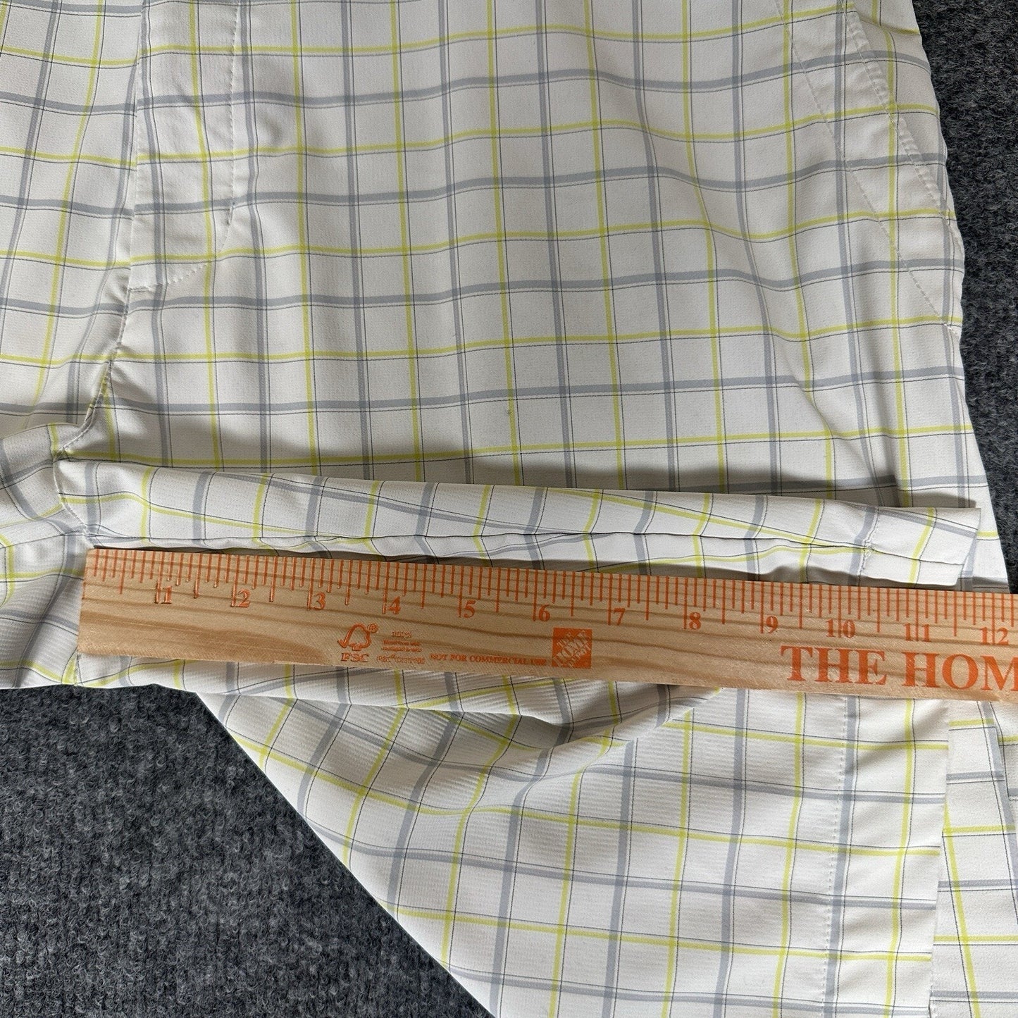 Nike Golf Shorts Men 40 (42) White Yellow Plaid Flat Front 11.5" High Rise Adult