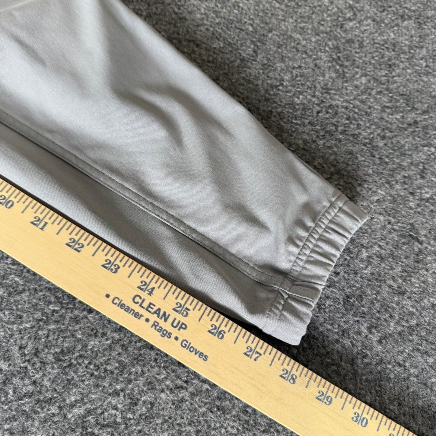 Legends Mens Gray Athletic Joggers Training Pants Small Drawstring Tapered Leg